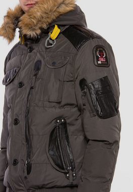 Cipo & Baxx Winterjacke mit abnehmbaren Pelzkragen