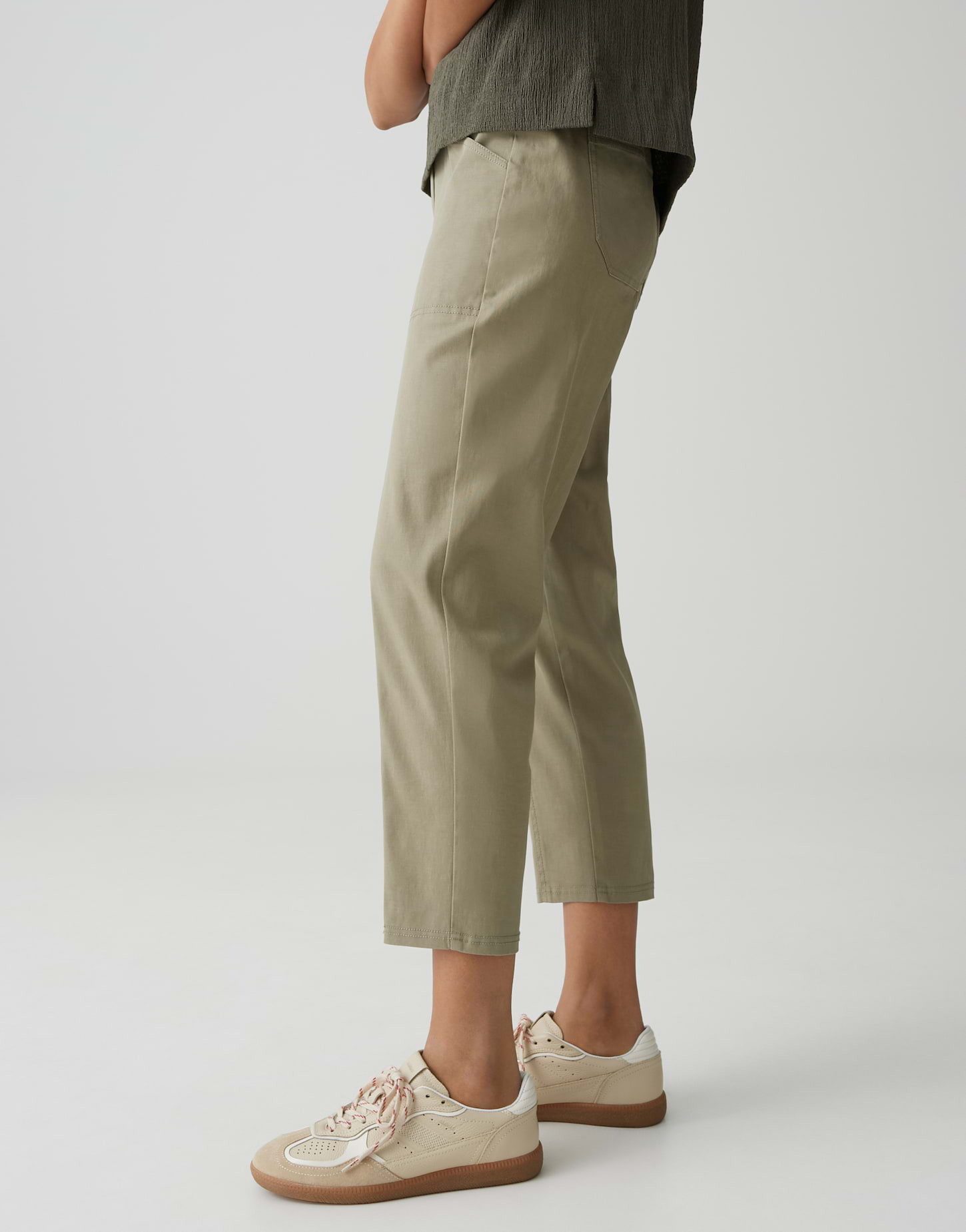 OPUS Cargohose Mynea aus leichter Webware mit Twillstruktur Ideal für entspannte Casual Looks im Alltag – Bild 5 von 5
