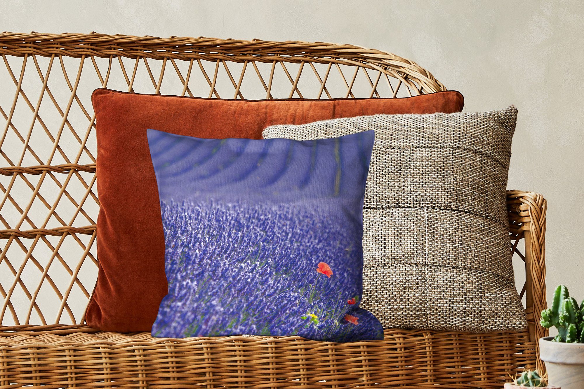 MuchoWow Dekokissen Lavendel mit Sofakissen Blumenwiese, für Schlafzimmer, Füllung Zierkissen Deko, Mohn - Wohzimmer, 