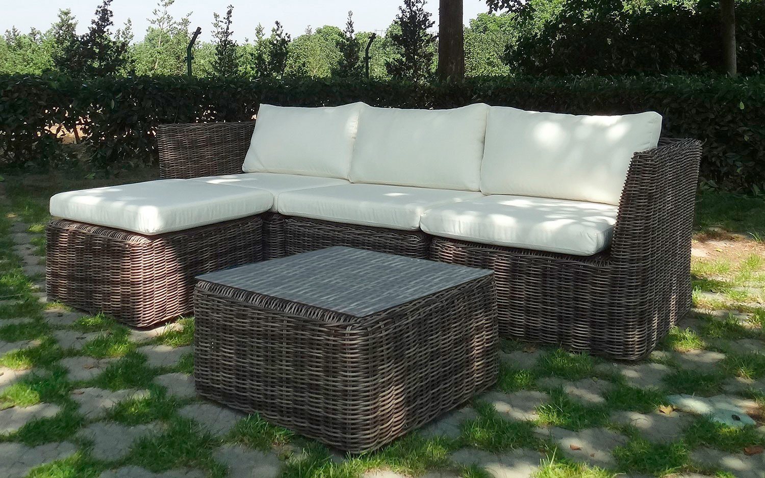 Loungeset »Grace«, 3-tlg., Sofa, Hocker, Tisch, Polyrattan, inkl. Auflage Loungeset »Grace«, 3-tlg., Sofa, Hocker, Tisch, Polyrattan, inkl. Auflage