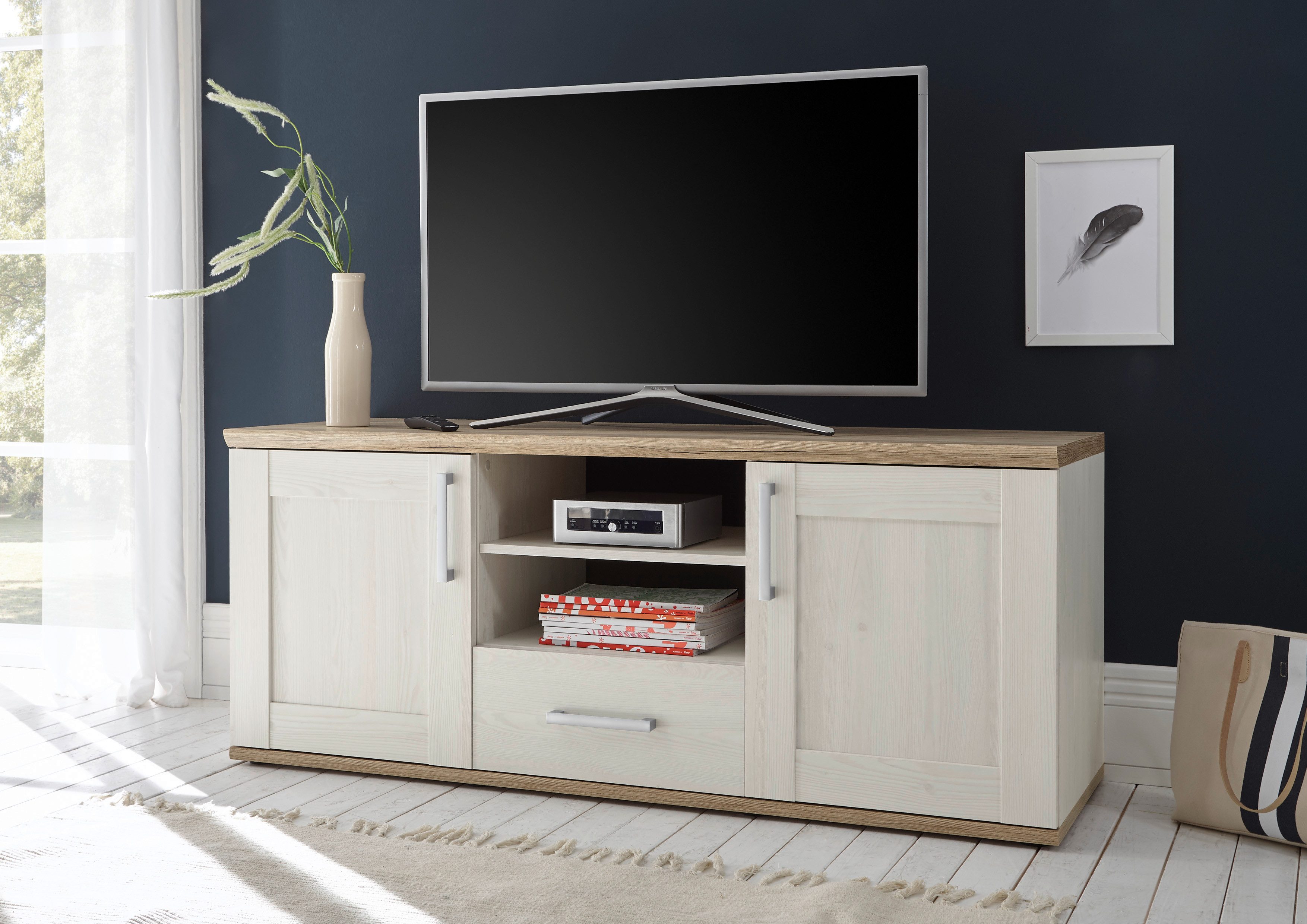 HBZ Lowboard Romance Landhaustil, TV Möbel bis 55 Zoll, BxHxT 143x59x50 cm günstig online kaufen