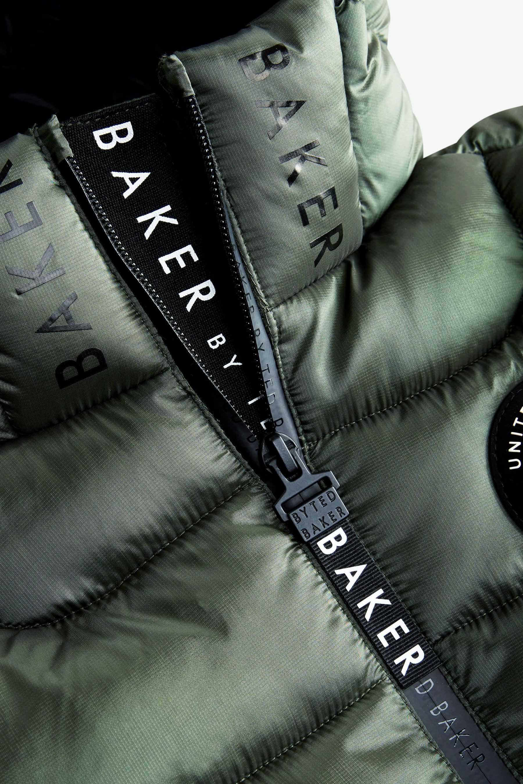 Baker by Ted Baker Steppmantel Baker by Ted Baker Wasserabweisender Steppmantel (1-tlg)