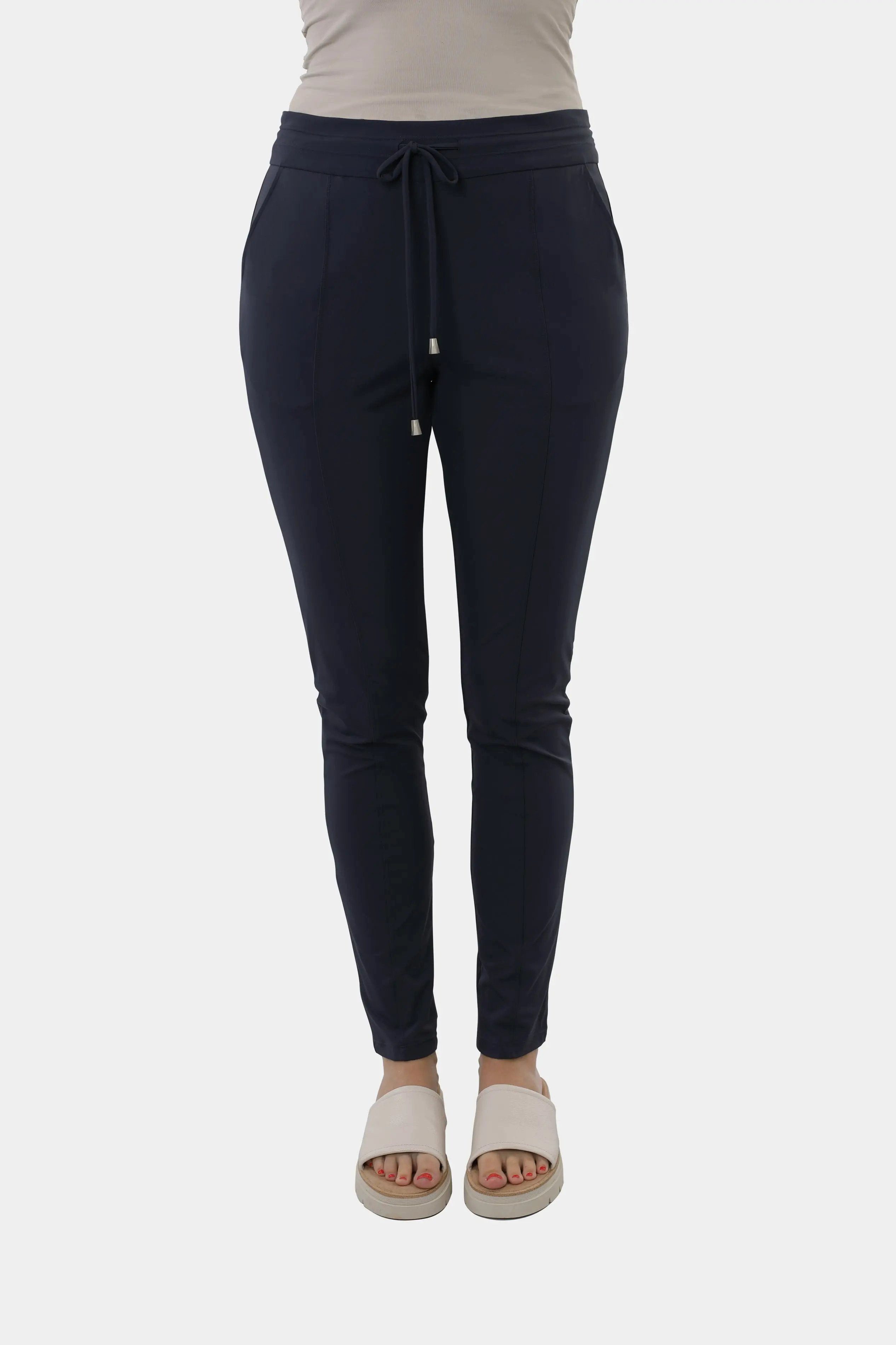 Travel 8 Hosenanzug Damen Fitted Travel Hose mit Kordel Navy – Knitterarm