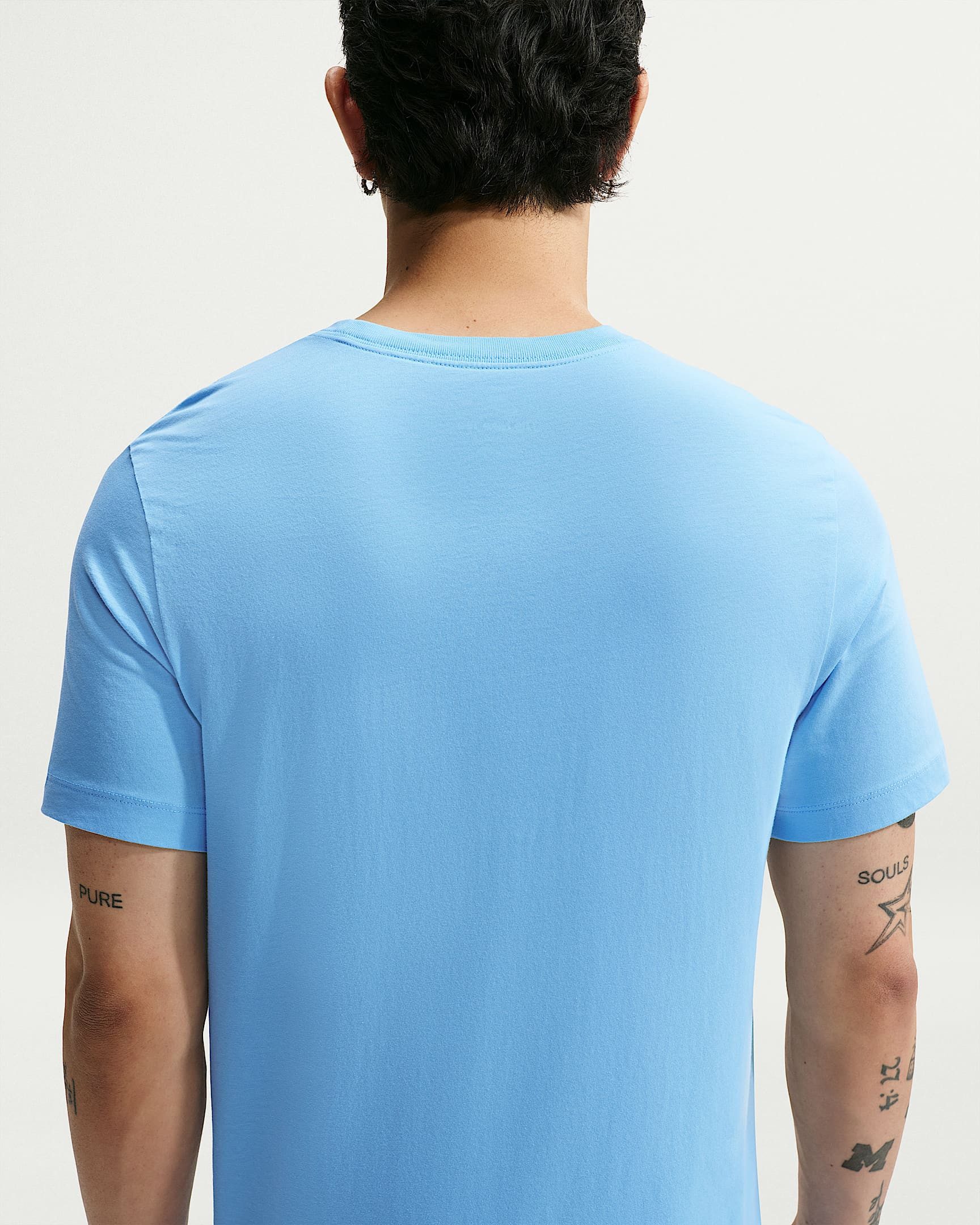 Nike Sportswear T-Shirt Nike Sportswear Men's T-Shirt mit Rundhalsausschnitt, aus Baumwolle, normale Länge
