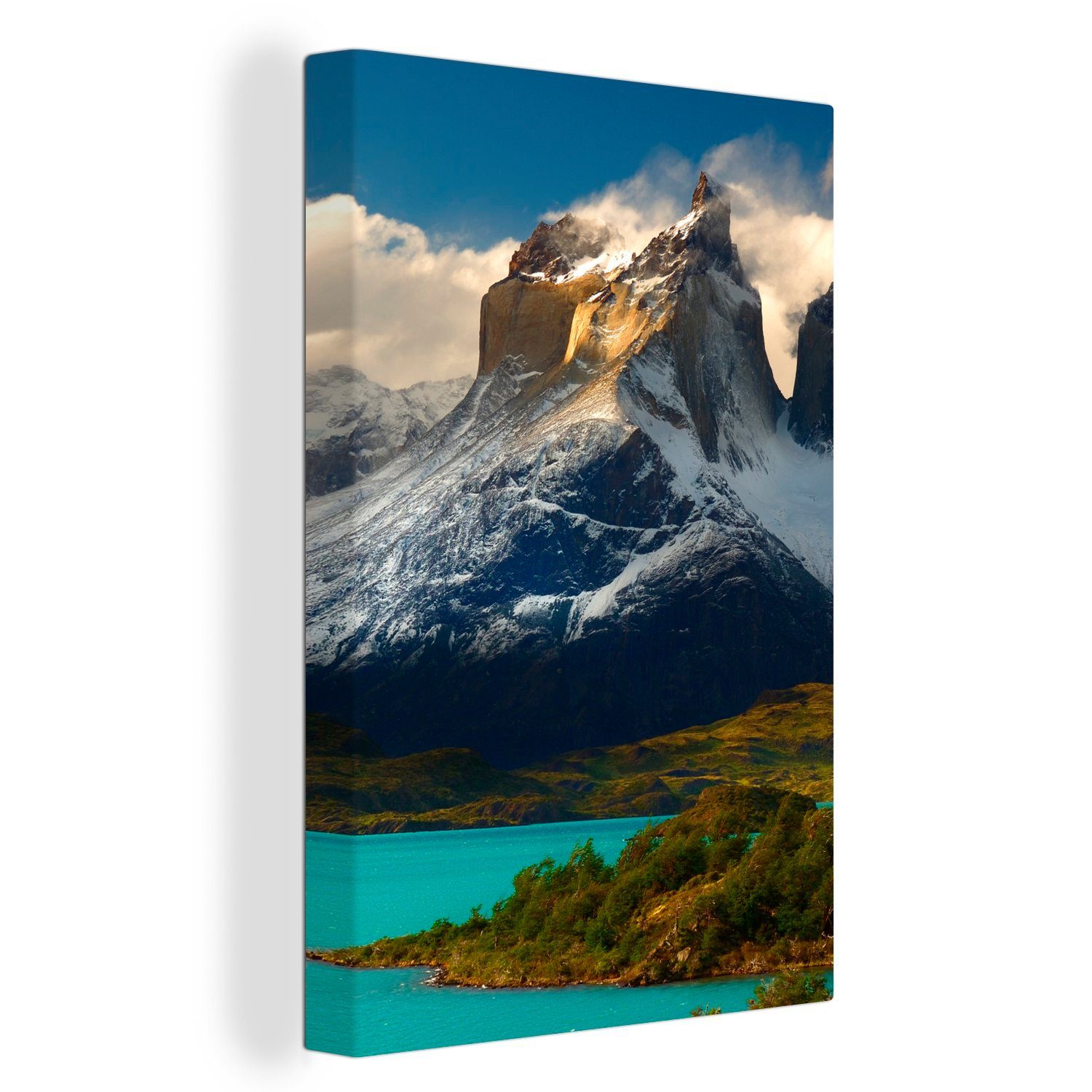 Leinwandbild Chile, Gemälde, Nationalpark schneebedeckte im Schöne, (1 fertig cm St), in inkl. Patagonien Zackenaufhänger, bespannt Berge Leinwandbild OneMillionCanvasses® 20x30