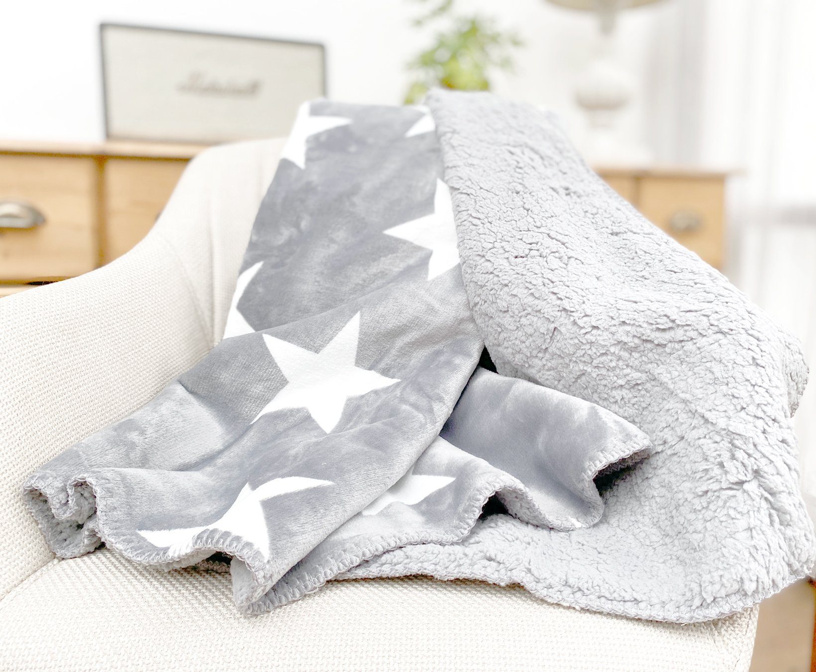 Wohndecke Dicke Soft Flanell Kuscheldecke Sterne Winterdecke, heimtexland, 150x200 I extra dick I warm I Sherpa Fell I kuschelig weich