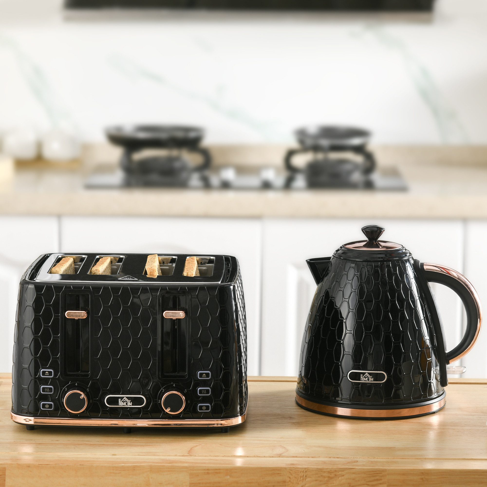 HOMCOM Toaster Wasserkocher Frühstücksset mit 7 Bräunungsstufen, Krümelfach, 4 Schlitze, für 4 Scheiben, 2200 W, mit automatischer Abschaltung, Auftau- & Aufwärmfunktion, Schwarz