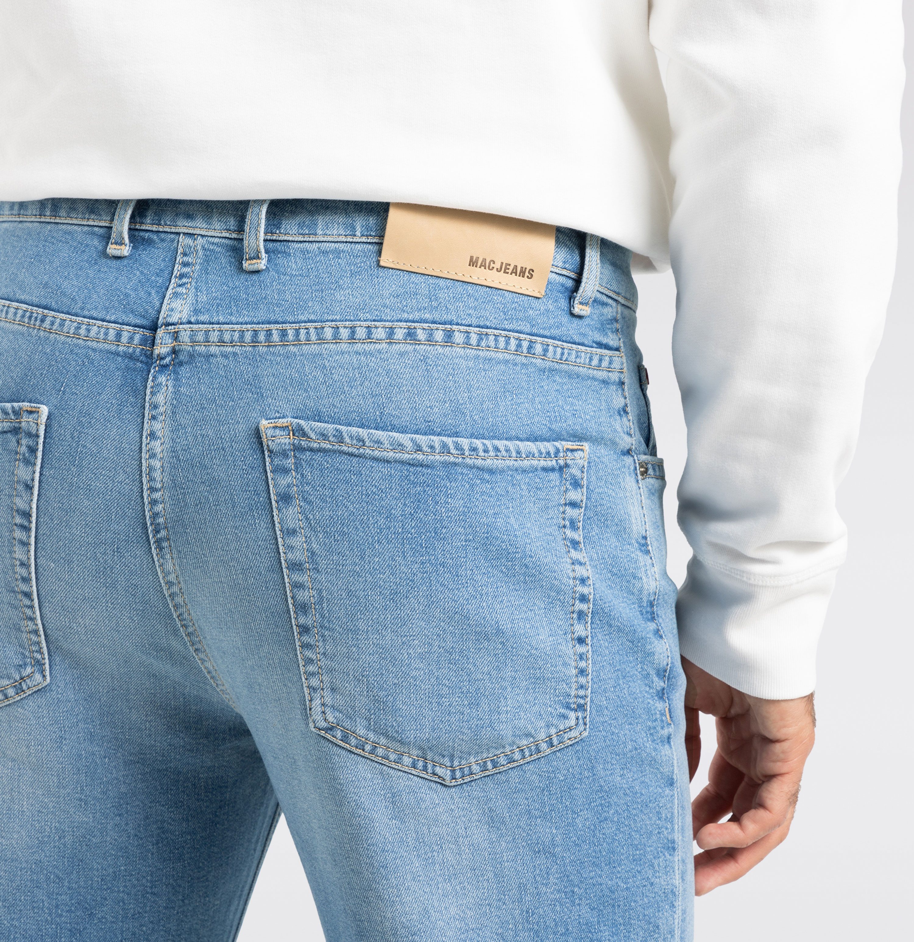 MAC Jeansshorts RICK Comfort Fit authentischer Denim mit Stretchanteil