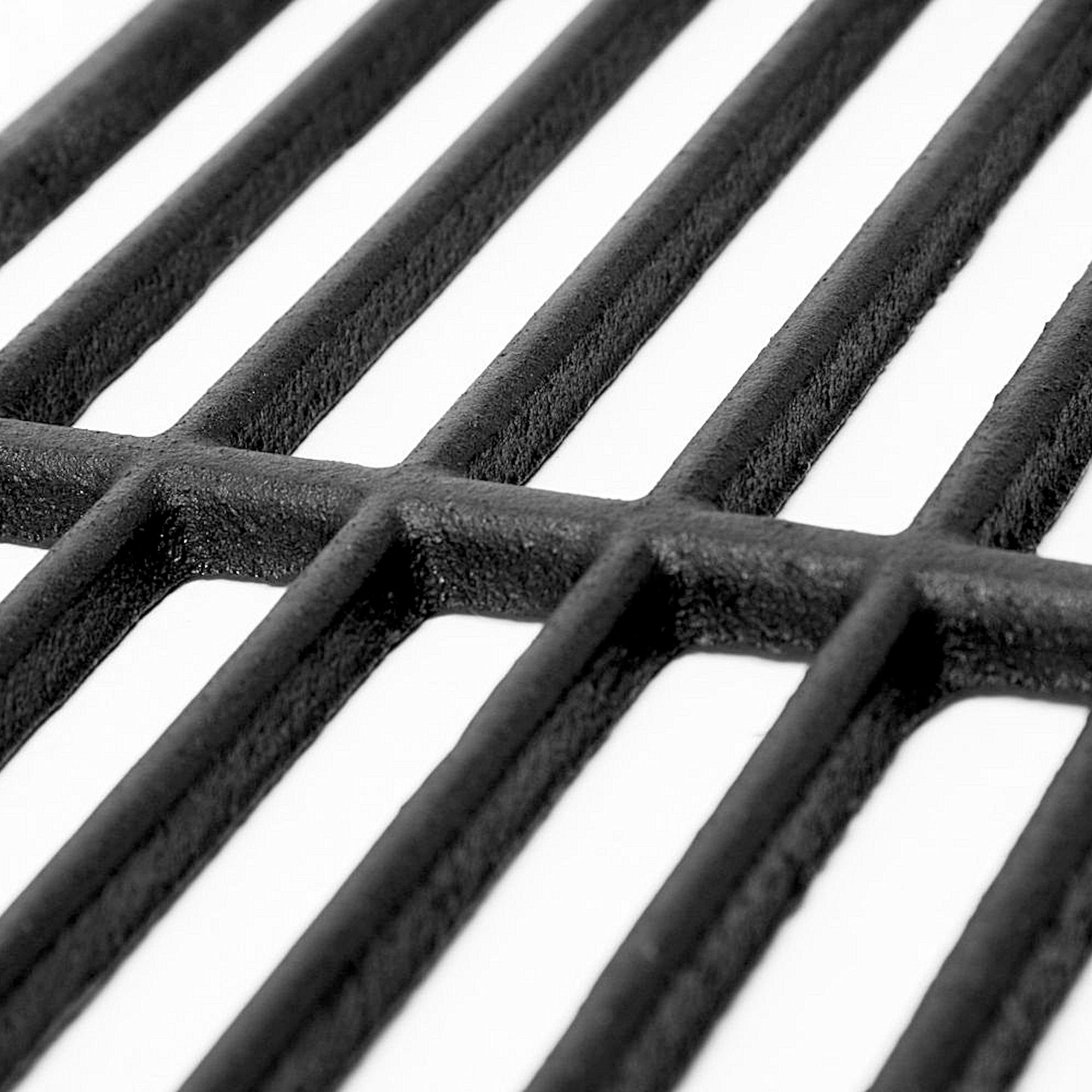 BBQ-Toro Grillrost Gusseisen Grillrost (2 Stück), preseasoned, je 27,5 x 41,5 cm – Bild 4 von 4