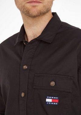 Tommy Jeans Langarmhemd TJM CLASSIC SOLID OVERSHIRT mit Brusttasche