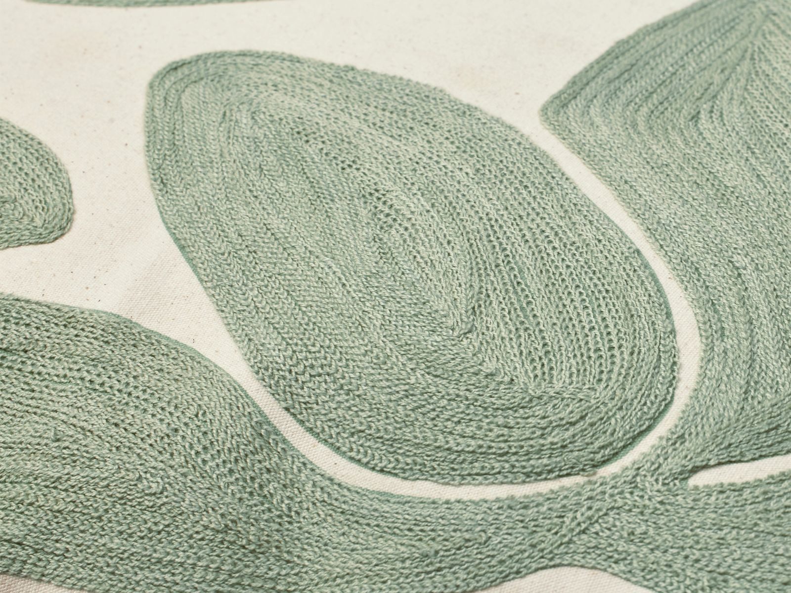 Broste Copenhagen Kissenbezug Herbert Kissenbezug sage green/natural 50x50cm