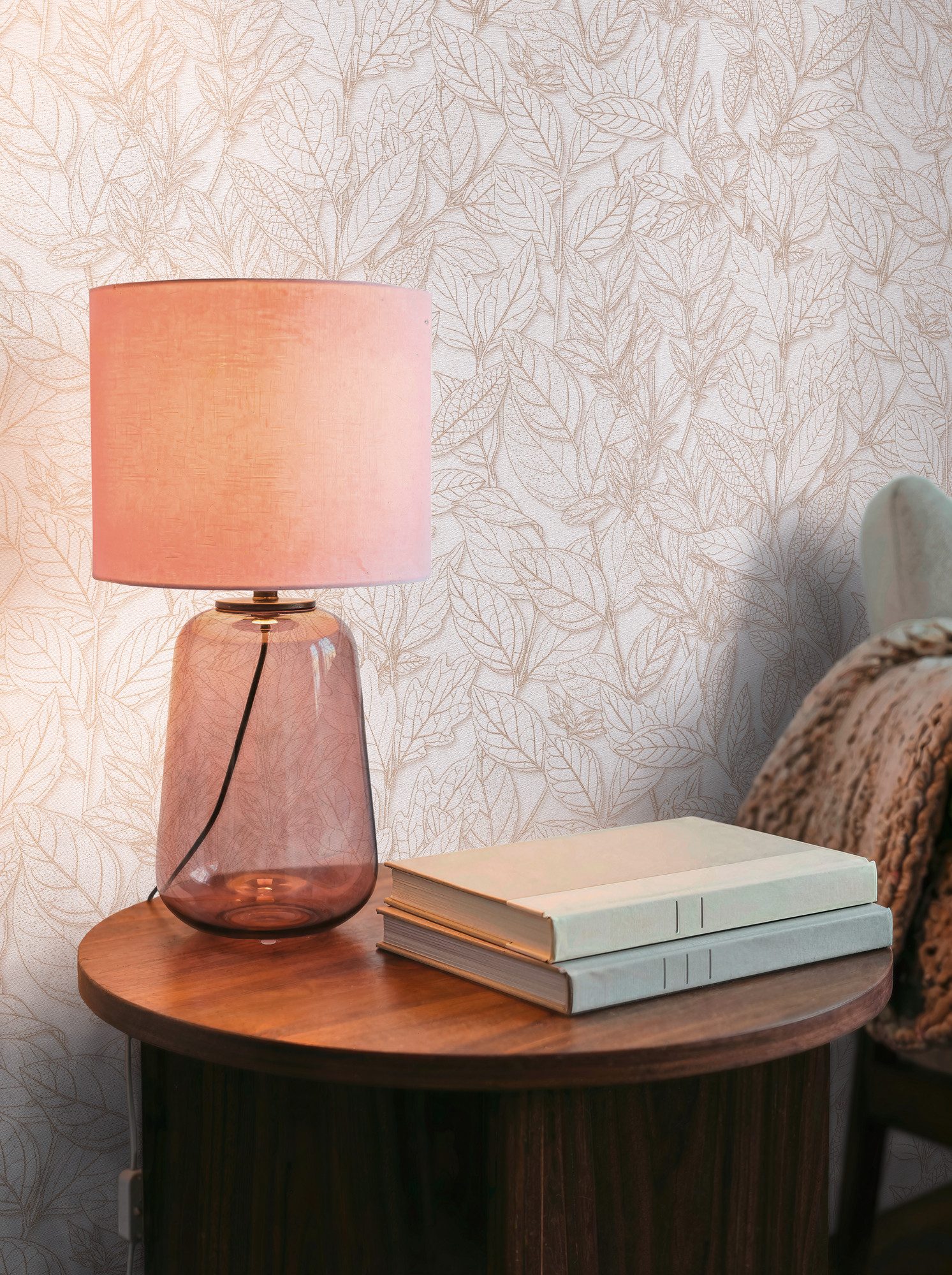 A.S. Création Vliestapete Trend Spectrum Leaves – Elegantes Blätterdesign Vliestapete, leicht strukturiert, floral, leicht glänzend, botanisch, (1 St), Großzügiges Blätterdesign mit matten und leicht glänzenden Details