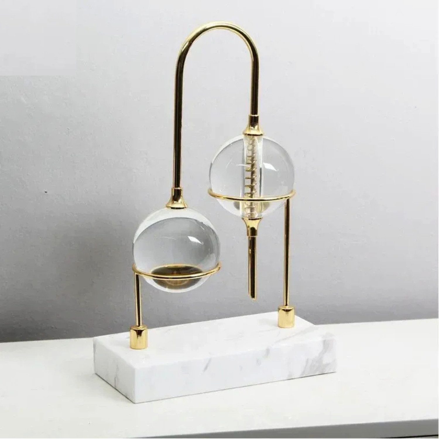 Quality Elegance Skulptur Luxus Kristallkugel Skulptur Gold Metall Marmor Basis Wohn Deko