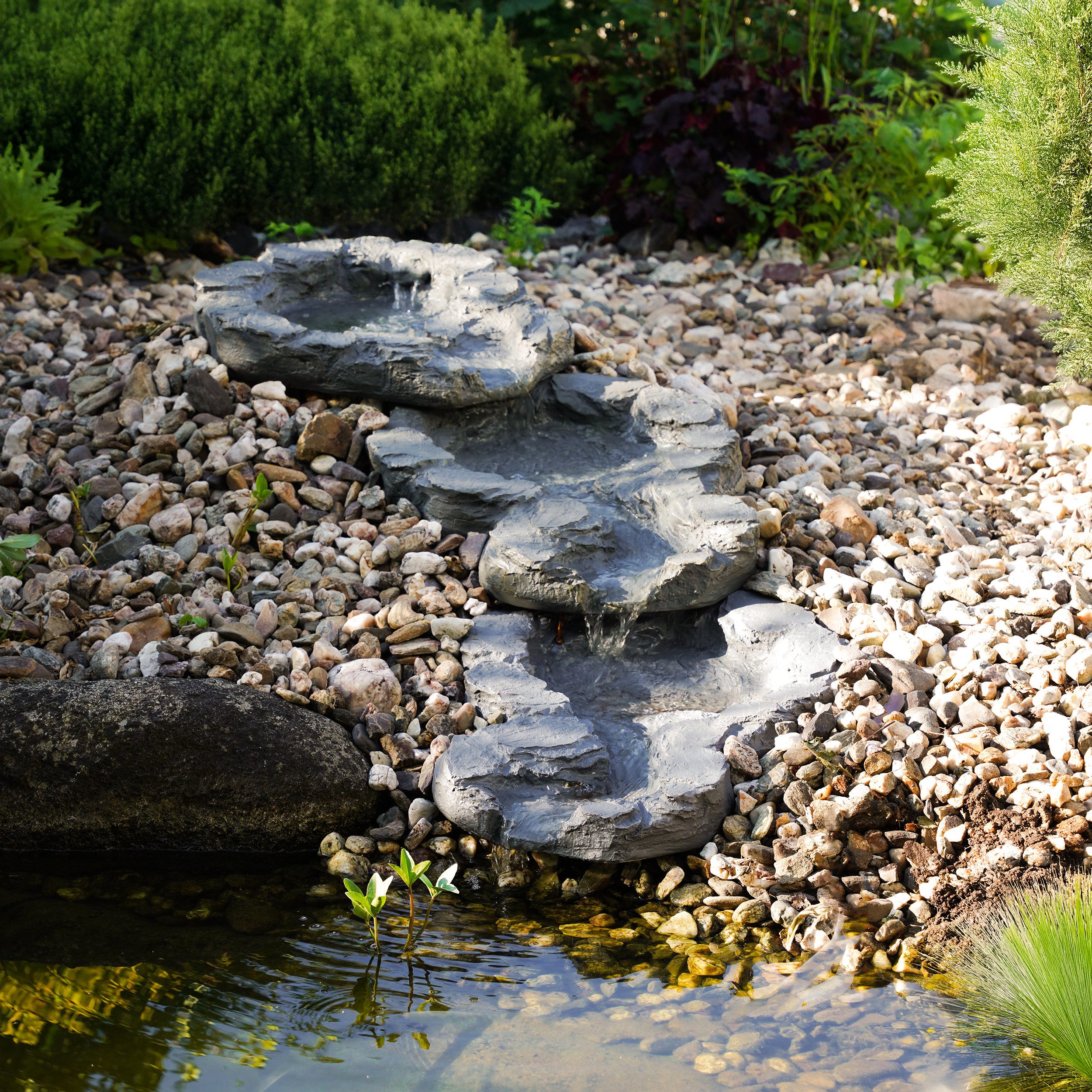 esotec Bachlaufschale Bachlaufschalenset 3-teilig + Solarpumpe 875l/h 25Wp Solarmodul 101310, Komplettset, 13-tlg., Bachlauf Komplettset, Detailgetreu nachgebildete Steinstruktur aus Polyresin