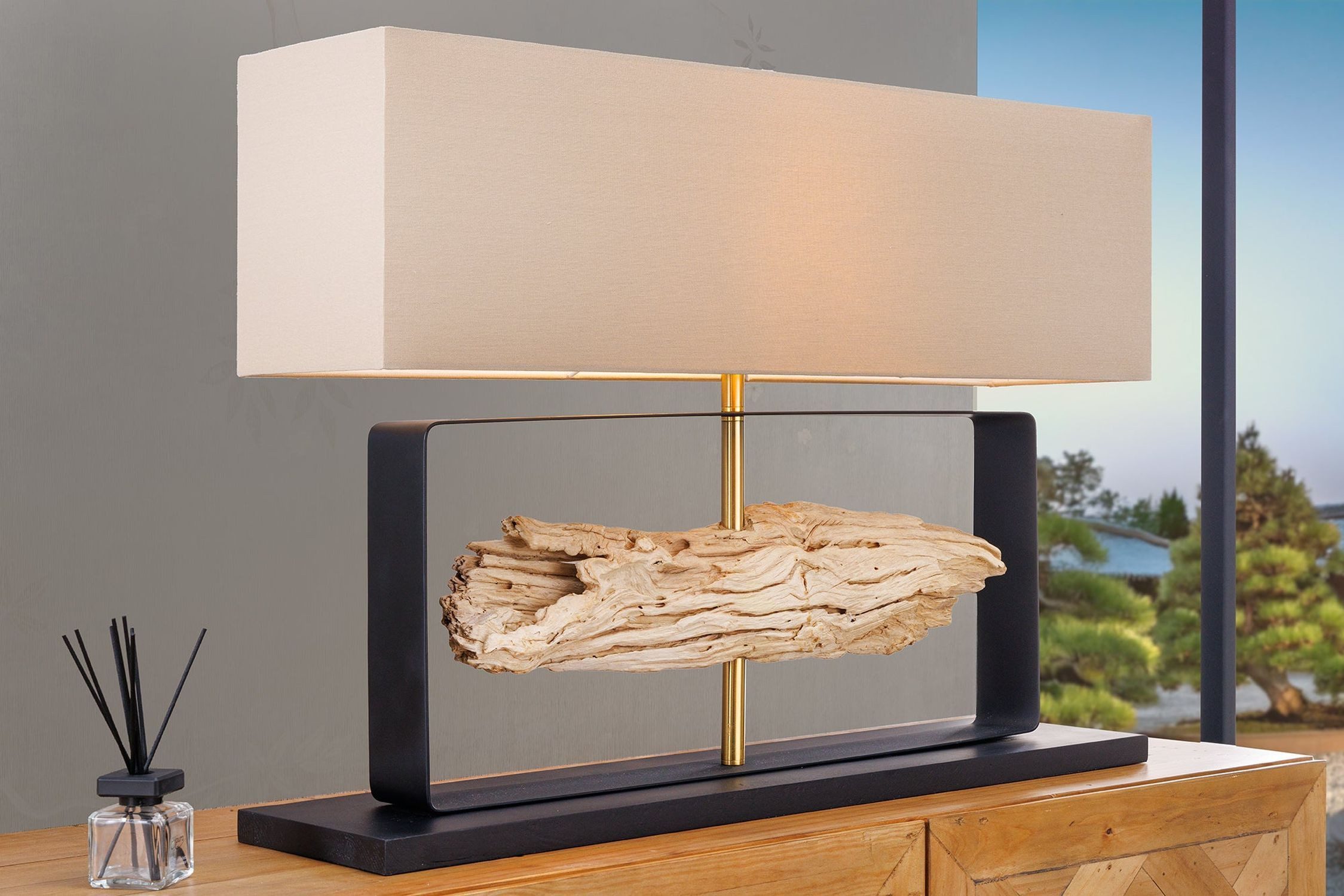 Licht-Erlebnisse Nachttischlampe NIASSO, ohne Leuchtmittel, Stoff Teakholz 80 cm breit in Schwarz Beige Gold eckig E27 Unikat