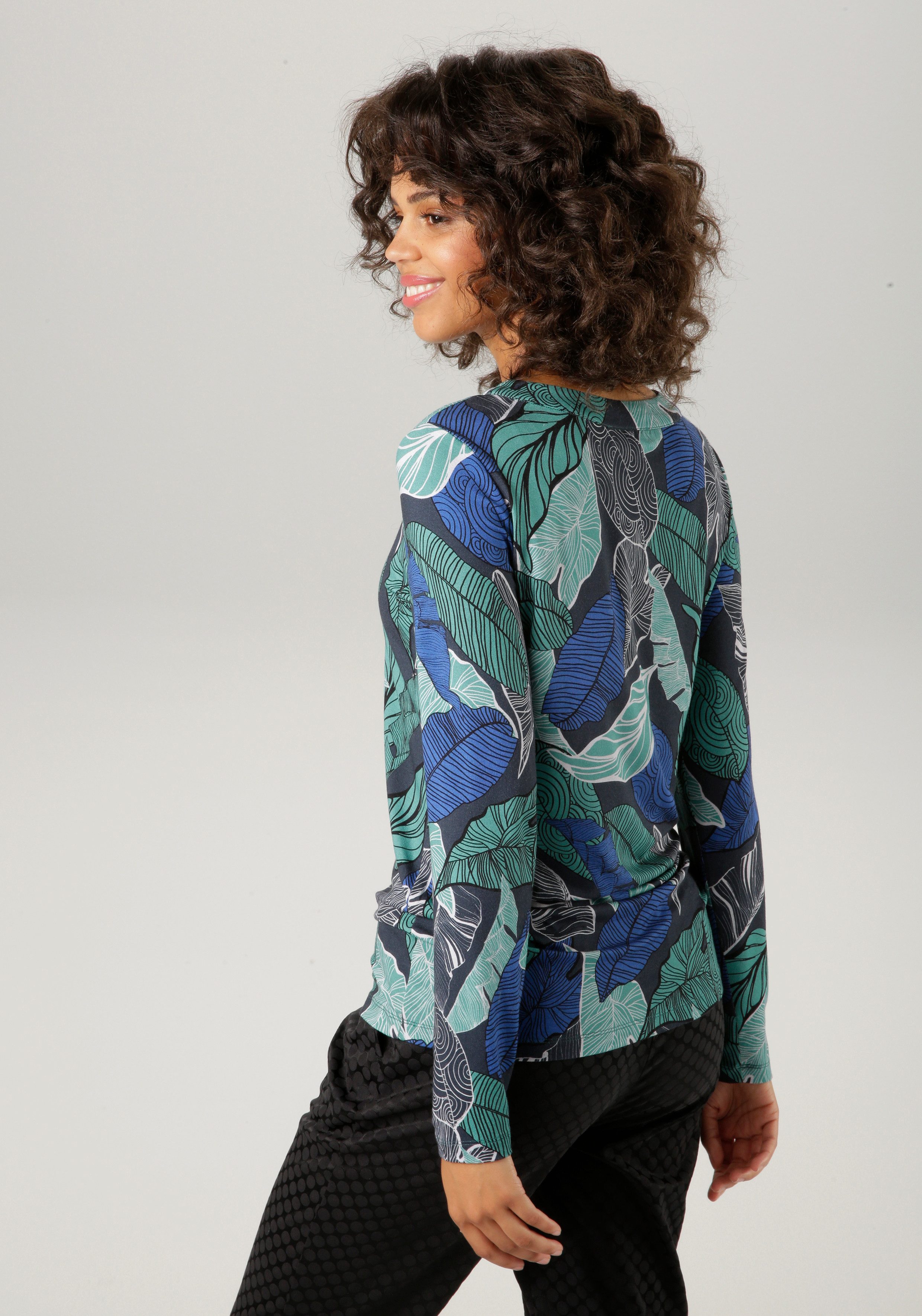 Aniston CASUAL Langarmshirt mit farbharmonischen Blättern günstig online kaufen