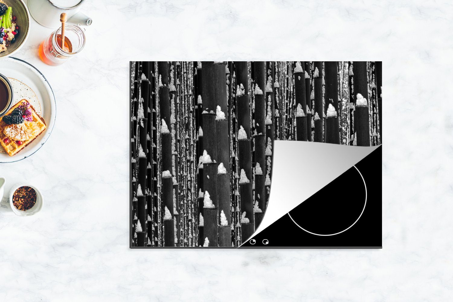 MuchoWow Herdblende-/Abdeckplatte Bambuswald nutzbar, und (1 - Winter Ceranfeldabdeckung schwarz im Mobile cm, Arbeitsfläche weiß, tlg), Vinyl, 70x52
