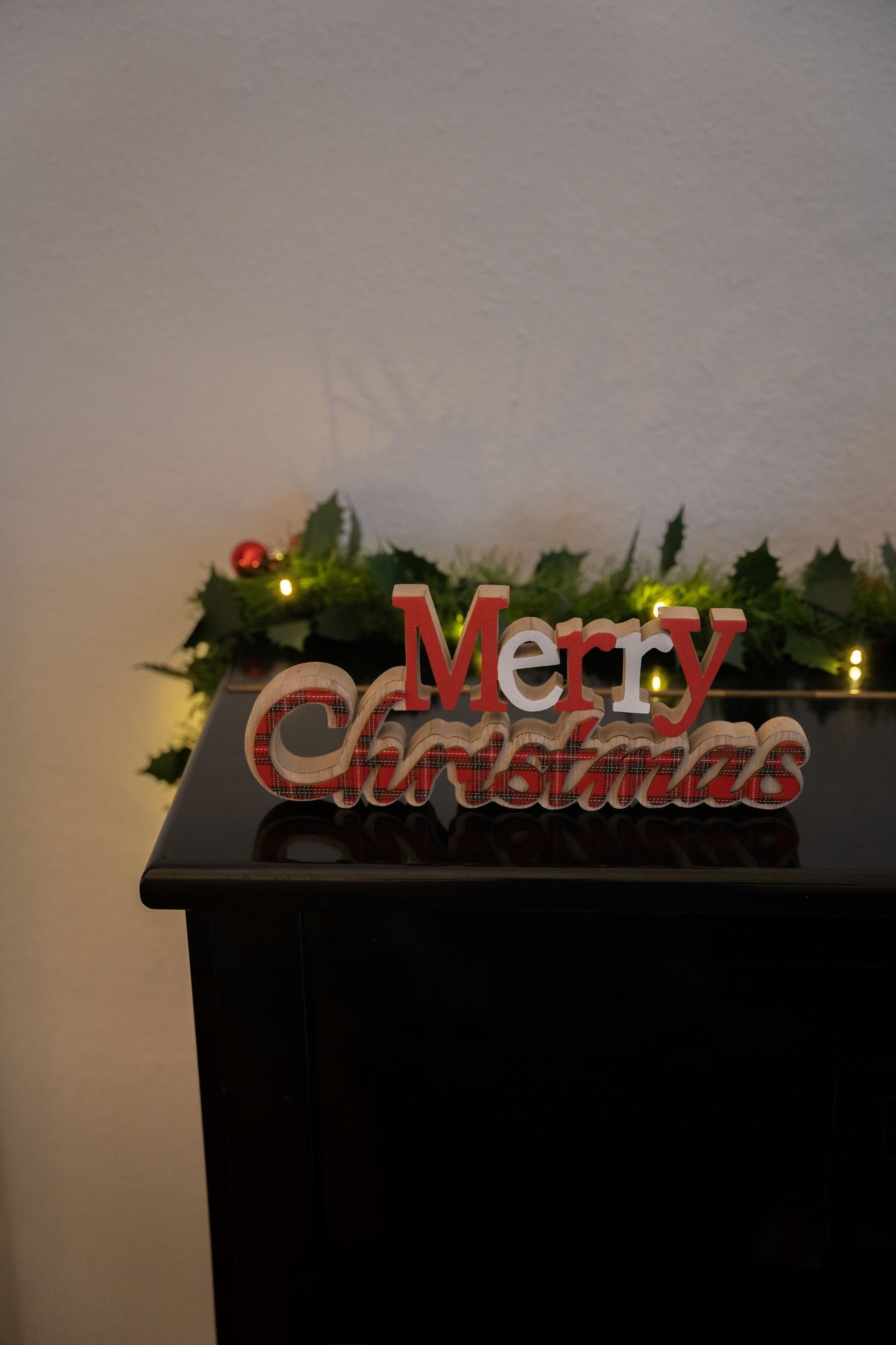 Heitmann DECO Deko-Schriftzug "Merry Christmas", aus rot/schwarz Holz