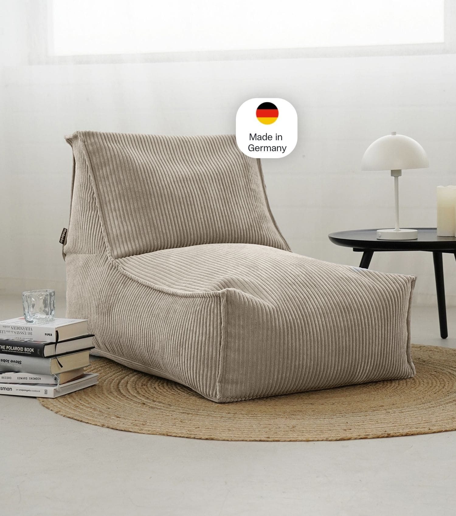 mokebo Sitzsack Cord 'Doze' Cordsessel Lesesessel XXL Bean Bag (aus Cordstoff), Made in Germany, Indoor Sitzsack, Cordsessel, Relaxliege Beige