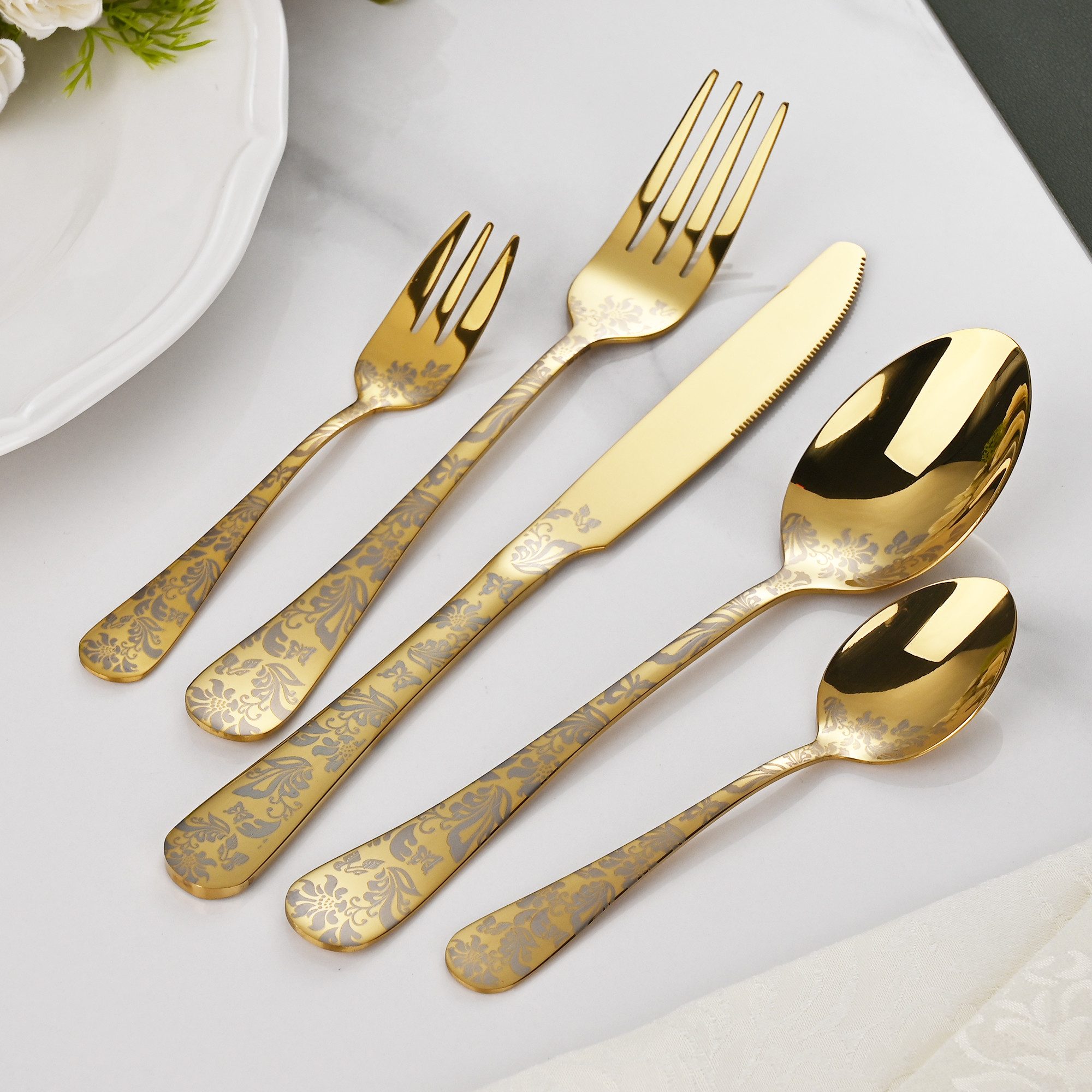 Faizee Home Besteck-Set Faizee Home Edelstahl-Besteckset mit Ornament-Design, mehrfarbig