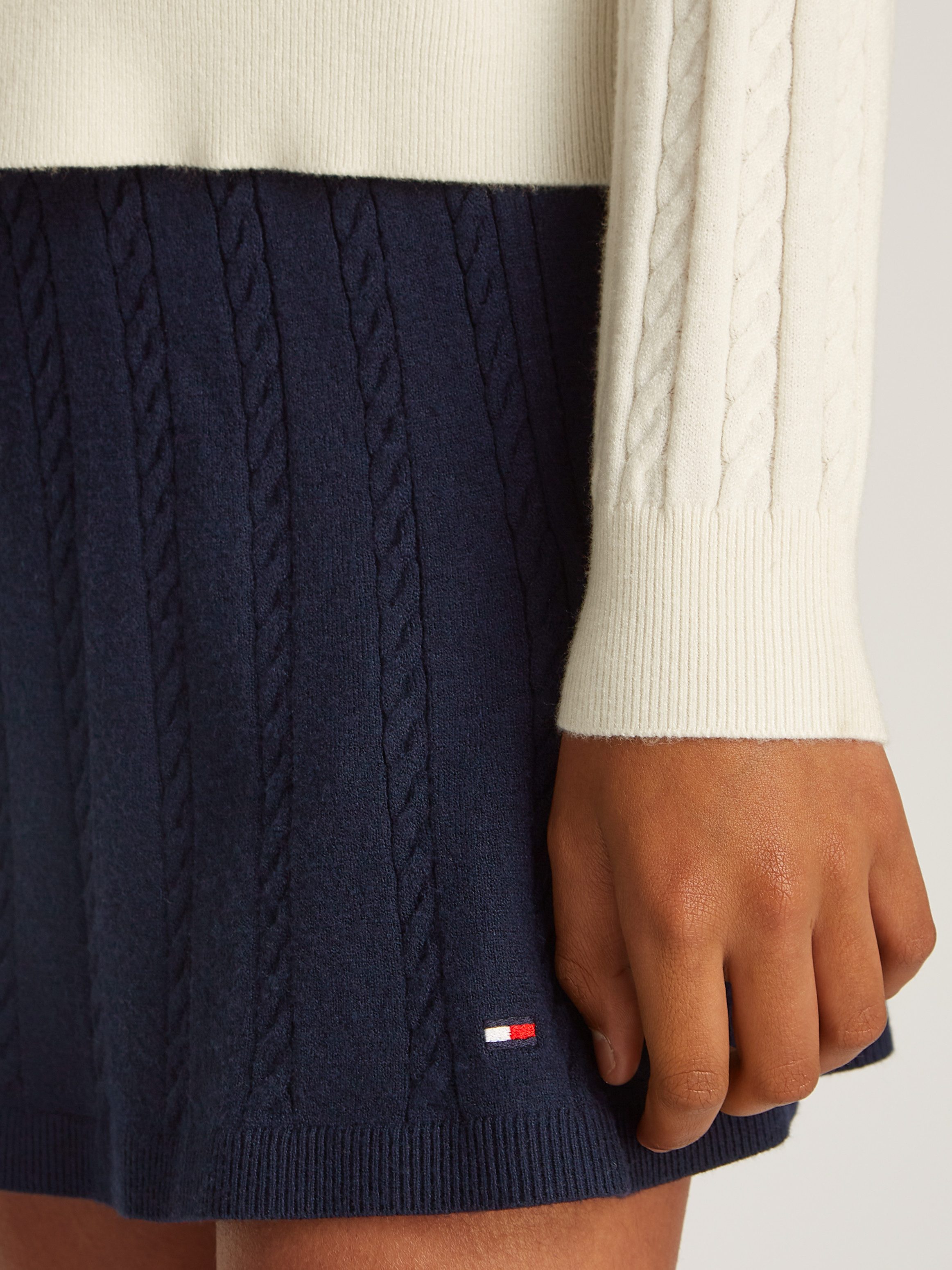 Tommy Hilfiger Strickrock MINI CABLE SKIRT mit kleinem Zopfmuster