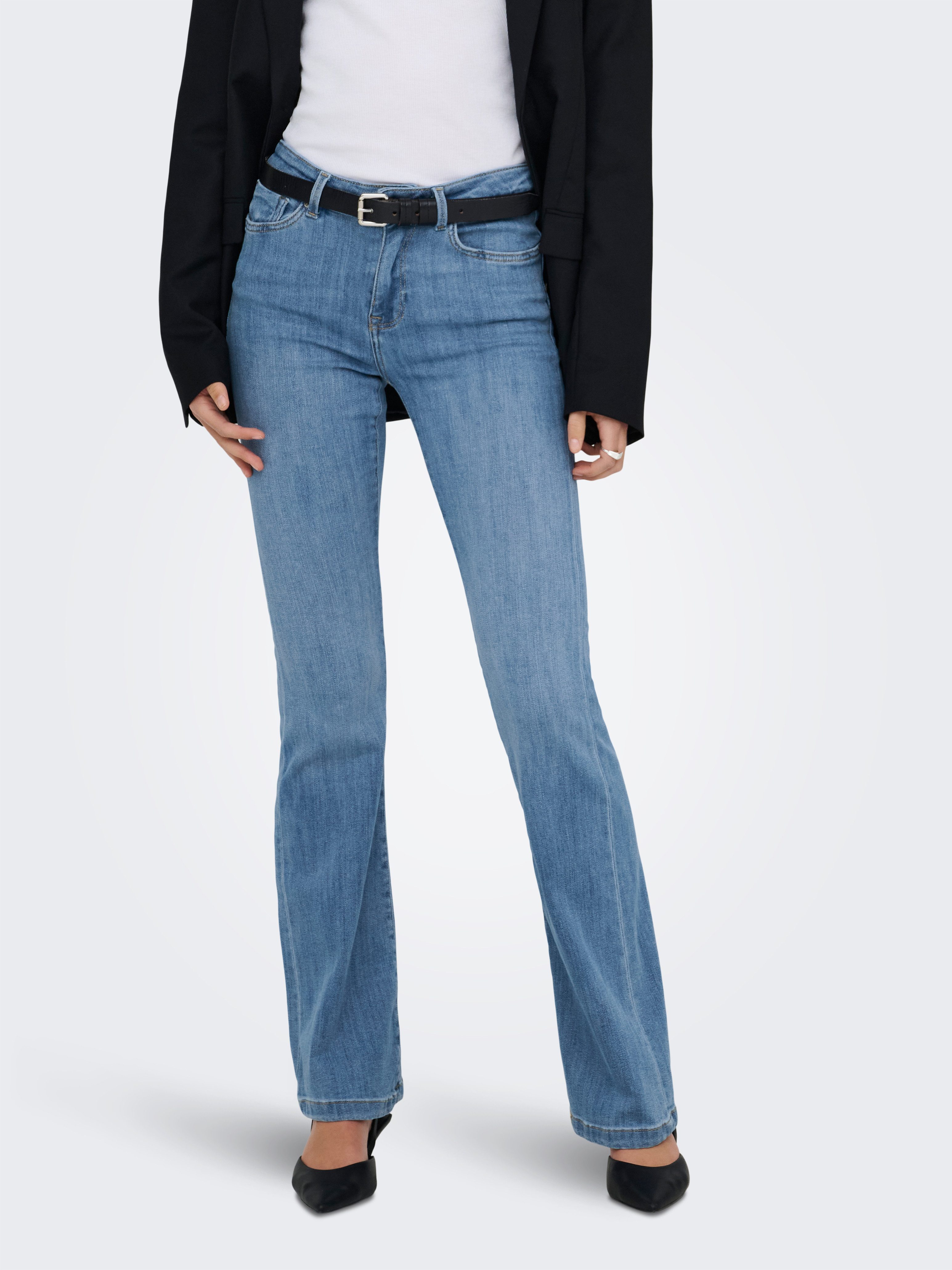 ONLY Bootcut-Jeans ONLPOWER MID WAIST PUSH UP FLARED DNM elastischer Denim