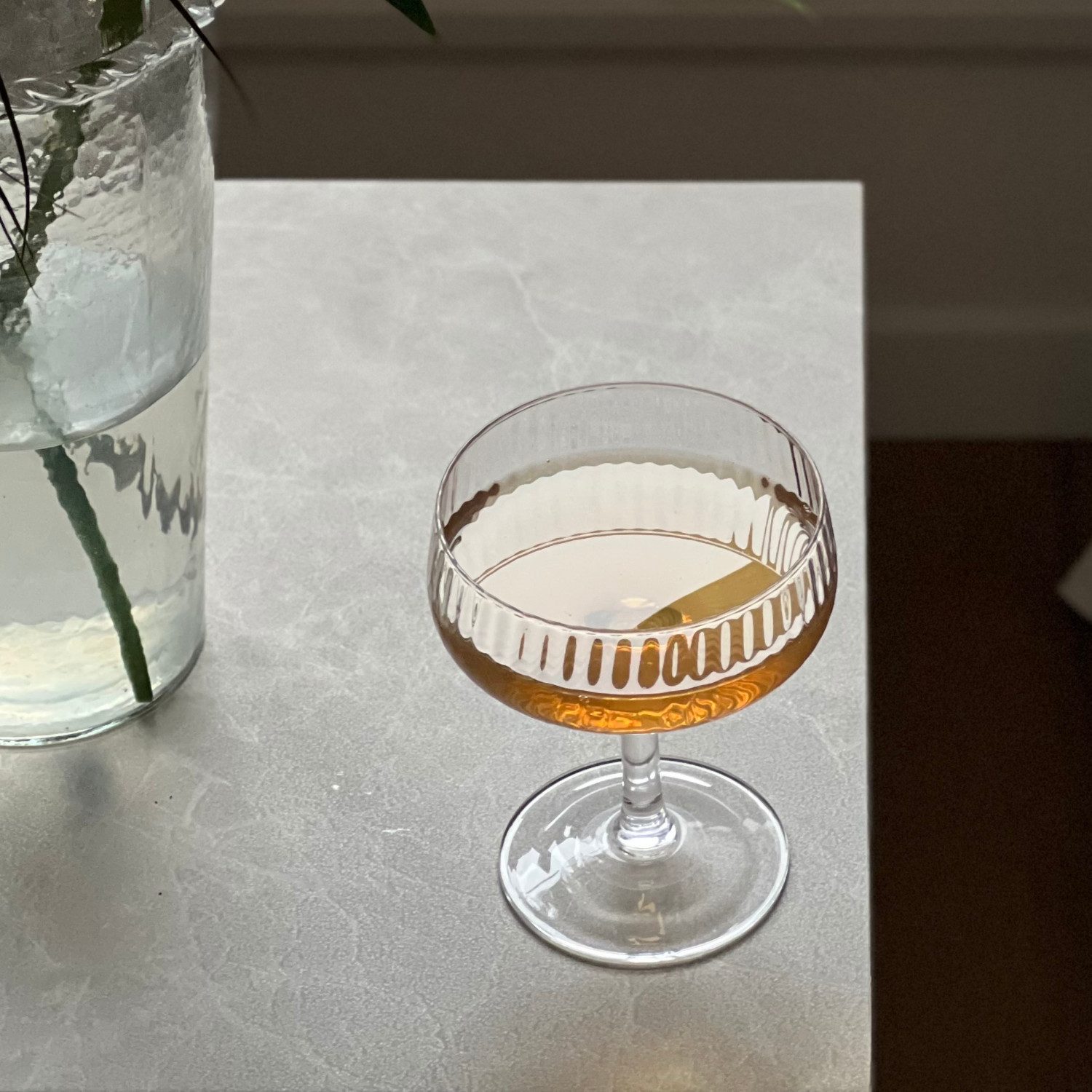 Zoha Cocktailglas Riffle Champagne Glas 255 ml mit Rillenstruktur, 4-tlg., Hochwertiges, hitzebeständiges Borosilikatglas, Elegantes Design