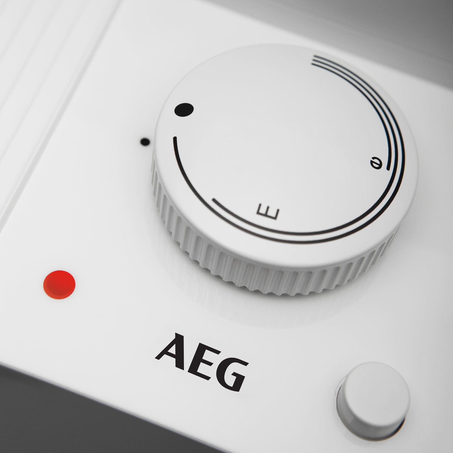 AEG Haustechnik Wandspeicher DEM 150 Basis, Wandspeicher 150 Liter, (max. 85°C), stufenlose Temperaturwahl, Schnellaufheiztaste, VDE geprüft