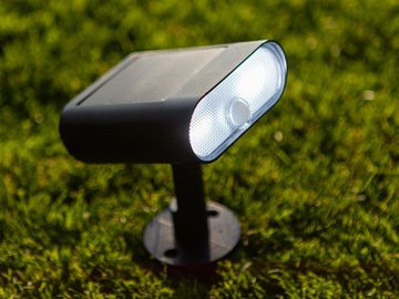 meineWunschleuchte LED Gartenstrahler, Bewegungsmelder, LED fest integriert, Warmweiß - Tageslichtweiß & RGB, 2er SET Solarstrahler, Solarlicht Garten beleuchten m. RGB Farbwechsel