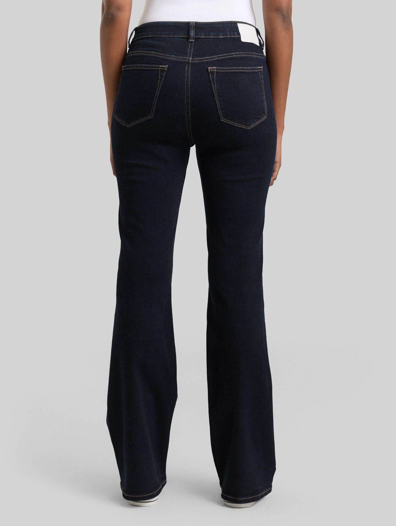TOM TAILOR Denim Weite Jeans Jeanshosen TTAVA FLARED Jeans mit aufgesetzten Taschen – Bild 4 von 5