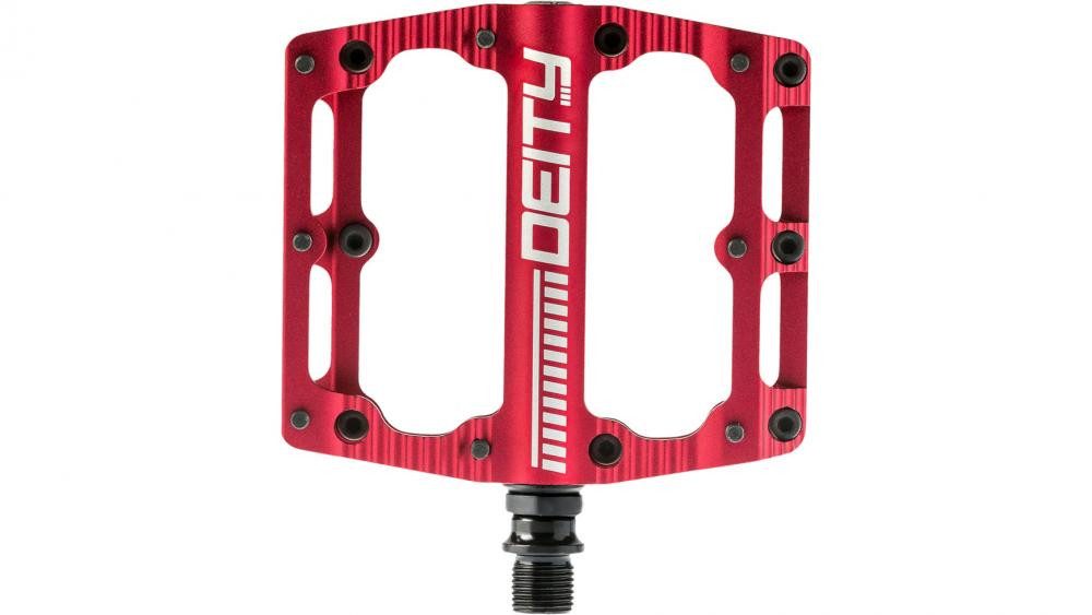 Deity Plattformpedale Deity Black Kat Plattform-Pedale rot 100×100 mm - ultraleicht CNC-Alu
