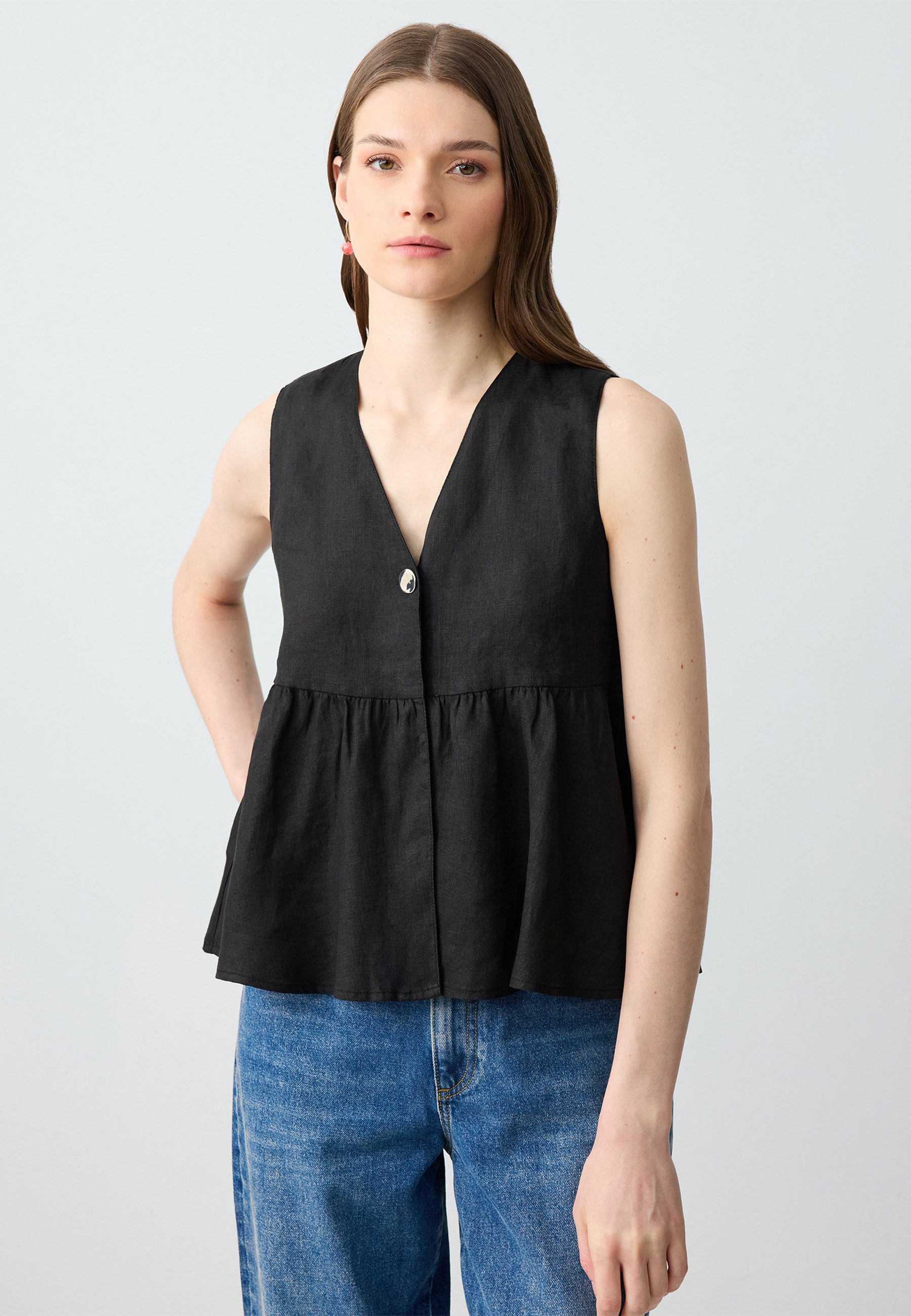 Blusentop Schwarze Gewebte Bluse Mit V-Ausschnitt İn Normaler Passform