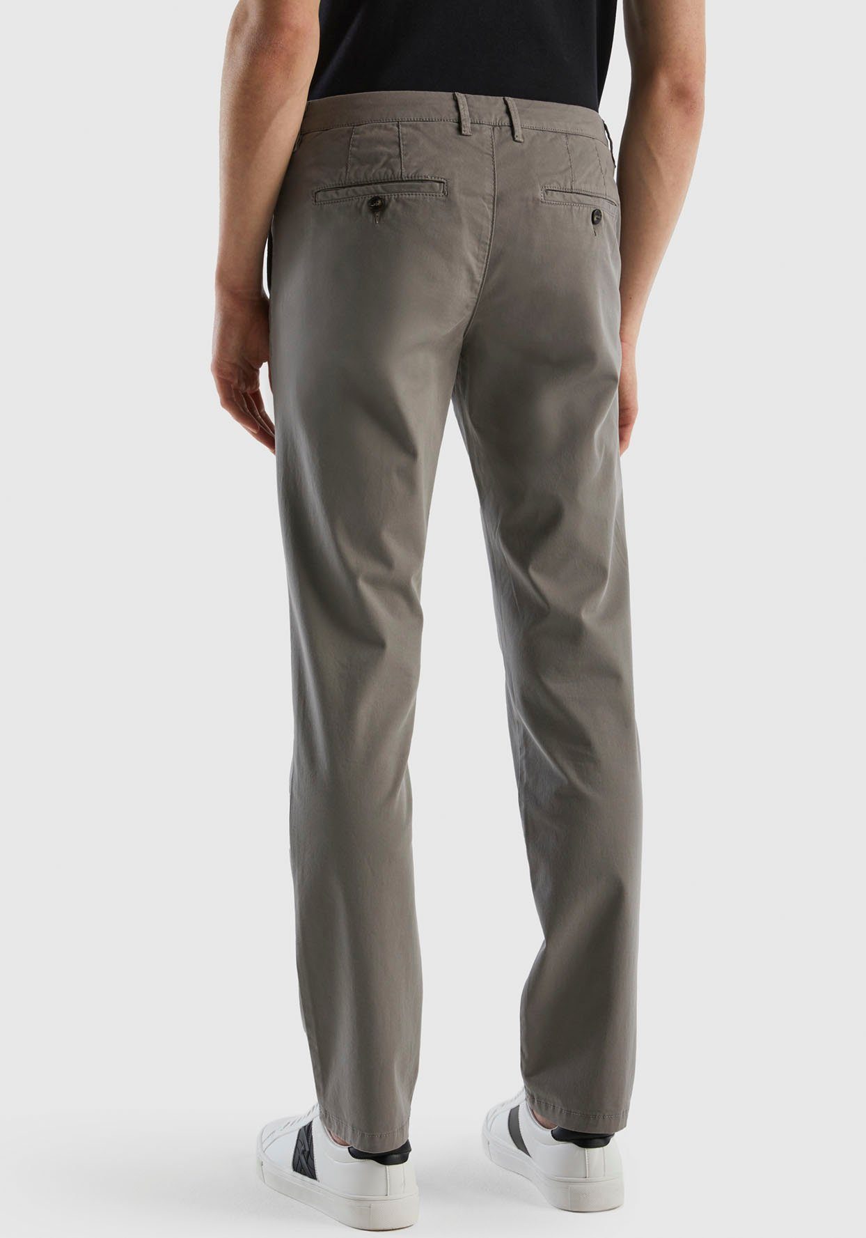 Benetton klassischen Chinohose United Chino-Look grau im of Colors