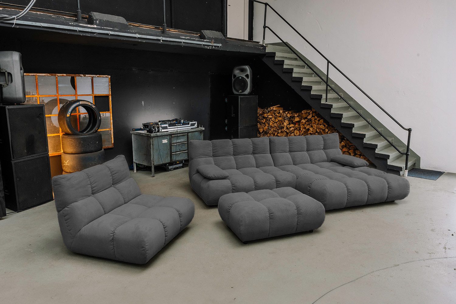 KAWOLA Sitzgruppe VIVIEN, (Set, 3-tlg), Ecksofa Drehsessel Hockerbank Feincord verschiedene Farben