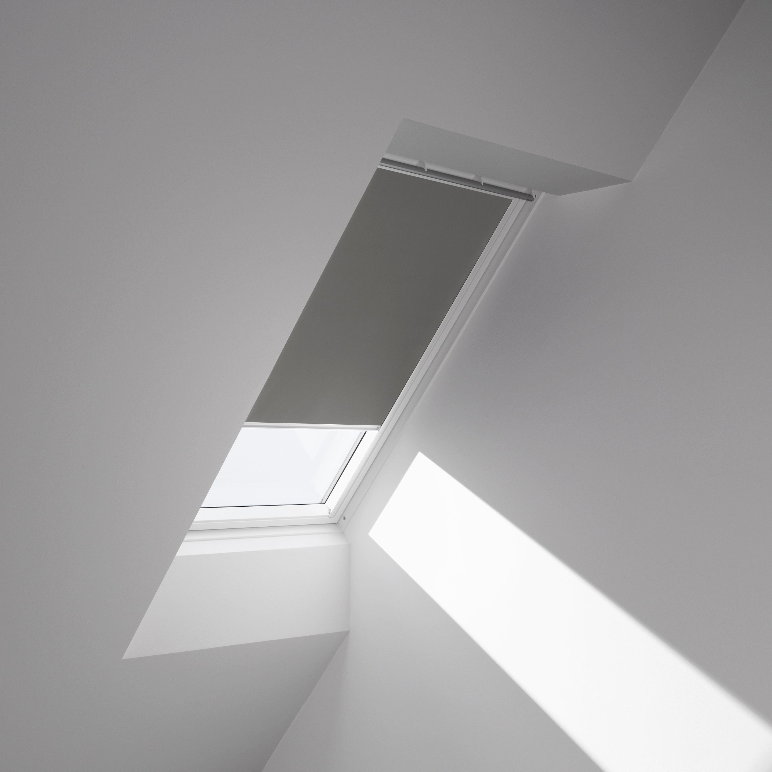 in VELUX grau verdunkelnd, CK02 »Pick VELUX, Verdunklungsrollo DKL & Führungsschienen, 0705SWL, Click!«,