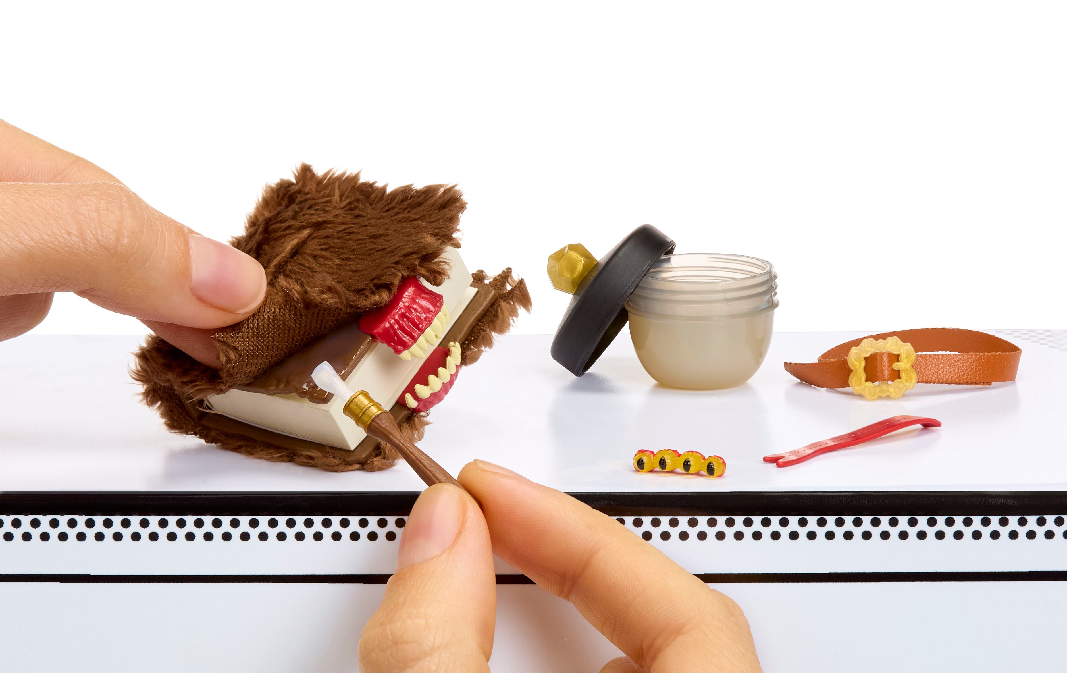 MGA ENTERTAINMENT Kreativset MGA's Miniverse - Make It Mini Harry Potter Back to Hogwarts, Lieferung erfolgt sortiert