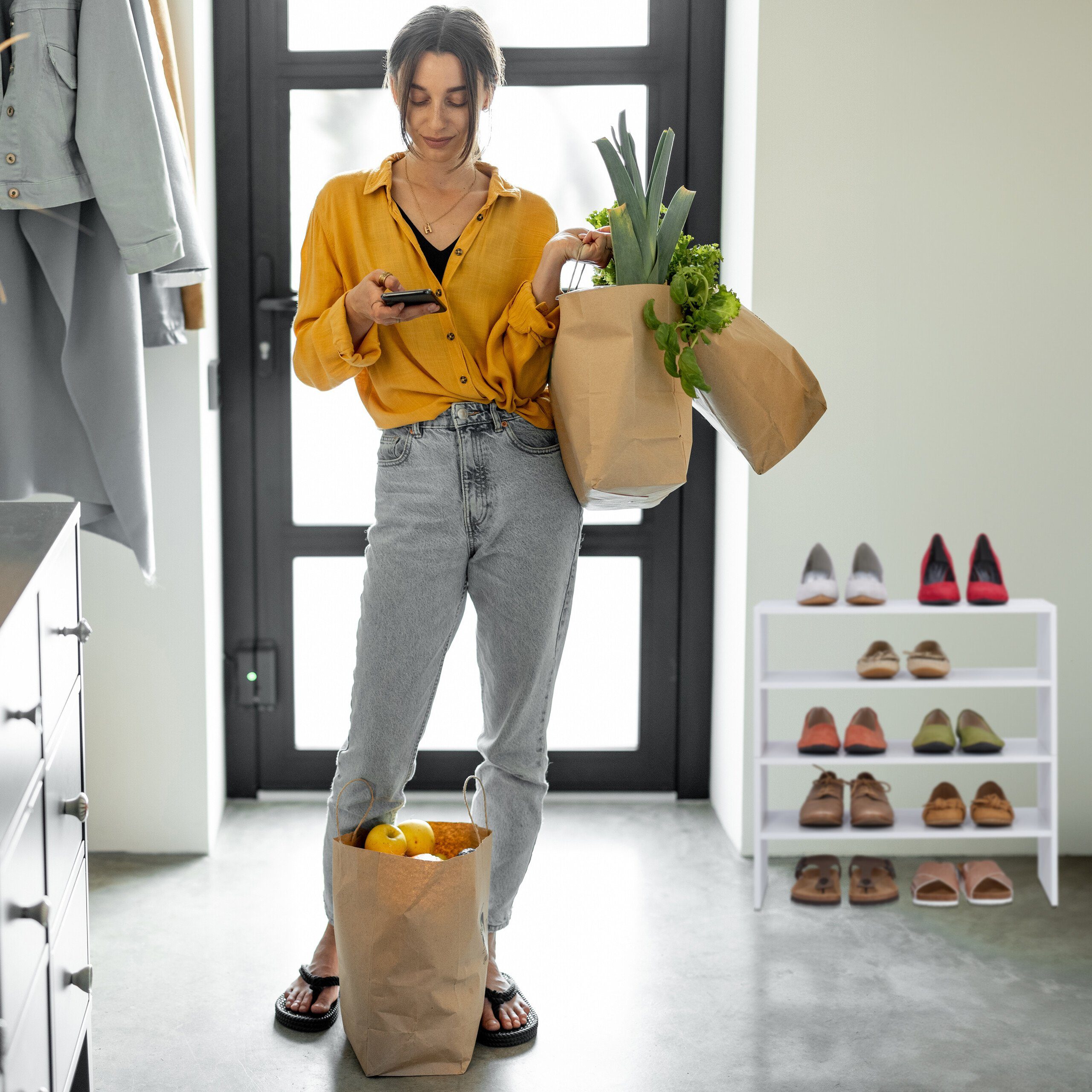 relaxdays Schuhregal Weißes Schuhregal mit 2 Ablageflächen