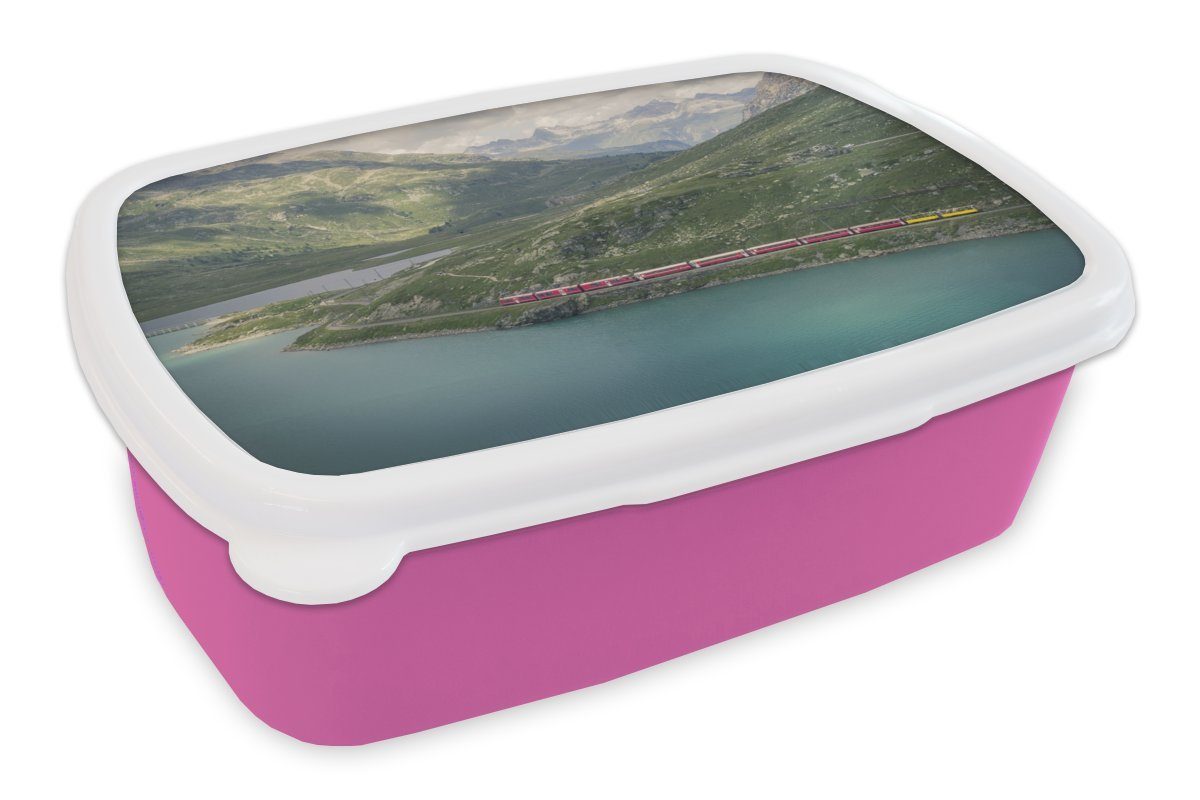 MuchoWow Lunchbox Ein Zug entlang des blauen Wassers, Kunststoff, (2-tlg), Brotbox für Erwachsene, Brotdose Kinder, Snackbox, Mädchen, Kunststoff rosa