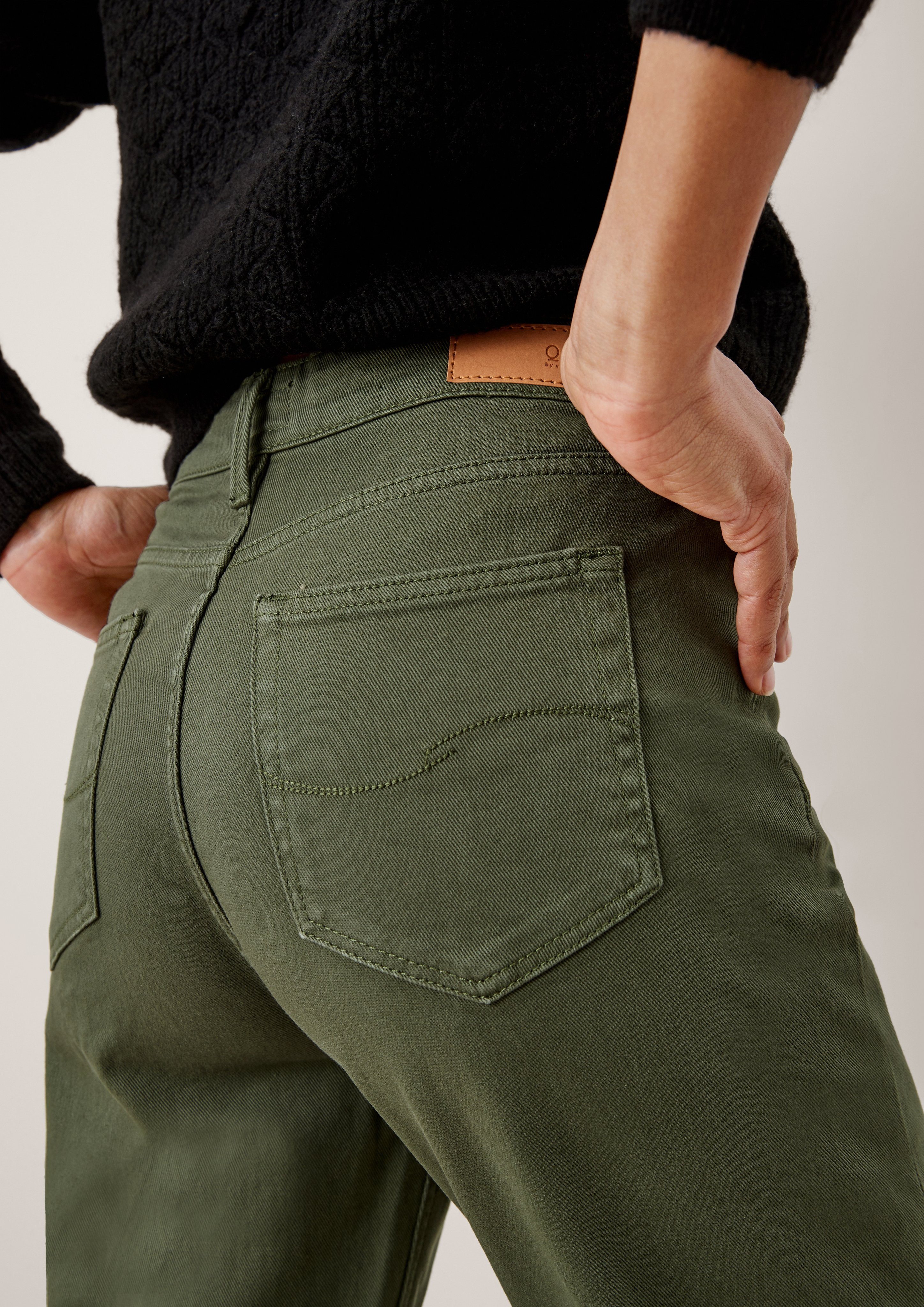 Damen Hosen Q/S by s.Oliver Stoffhose Slim: Mom-Fit Jeans (1-tlg) Label-Patch