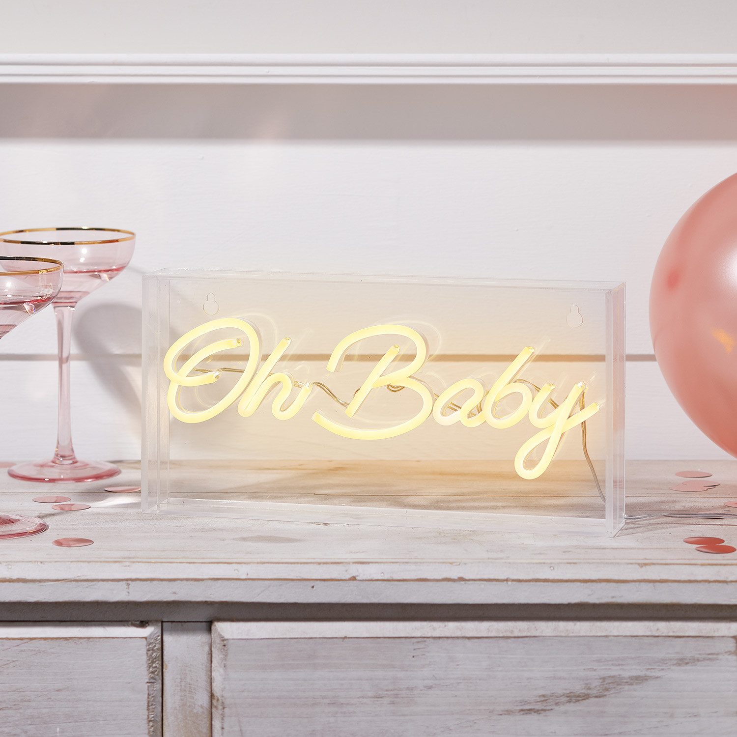 Lights4fun LED Wandleuchte Neon Schriftzug Oh Baby
