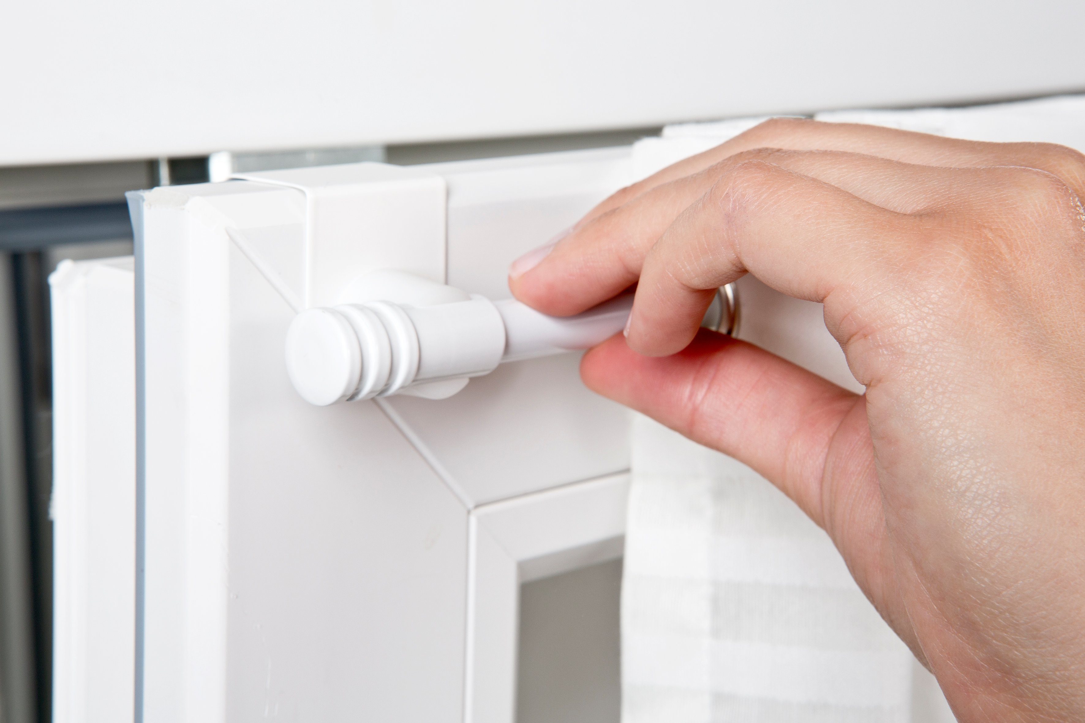 dekondo Klemmstange Gardinenstange "Basic" Klick-fix, weiß, ausziehbar, Fen günstig online kaufen