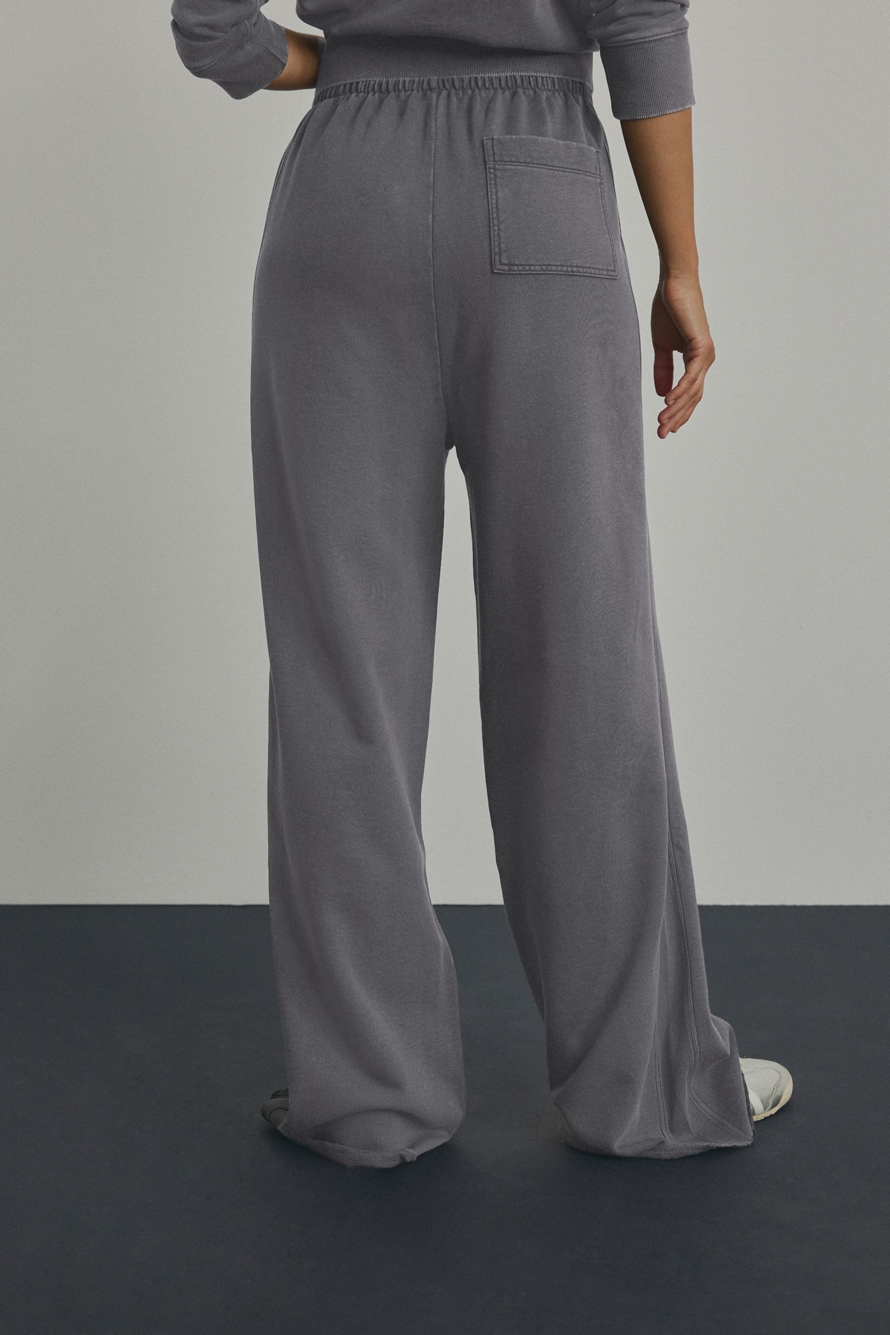 Next Jogginghose Washed-Jogginghose mit weitem Bein (1-tlg) günstig online kaufen