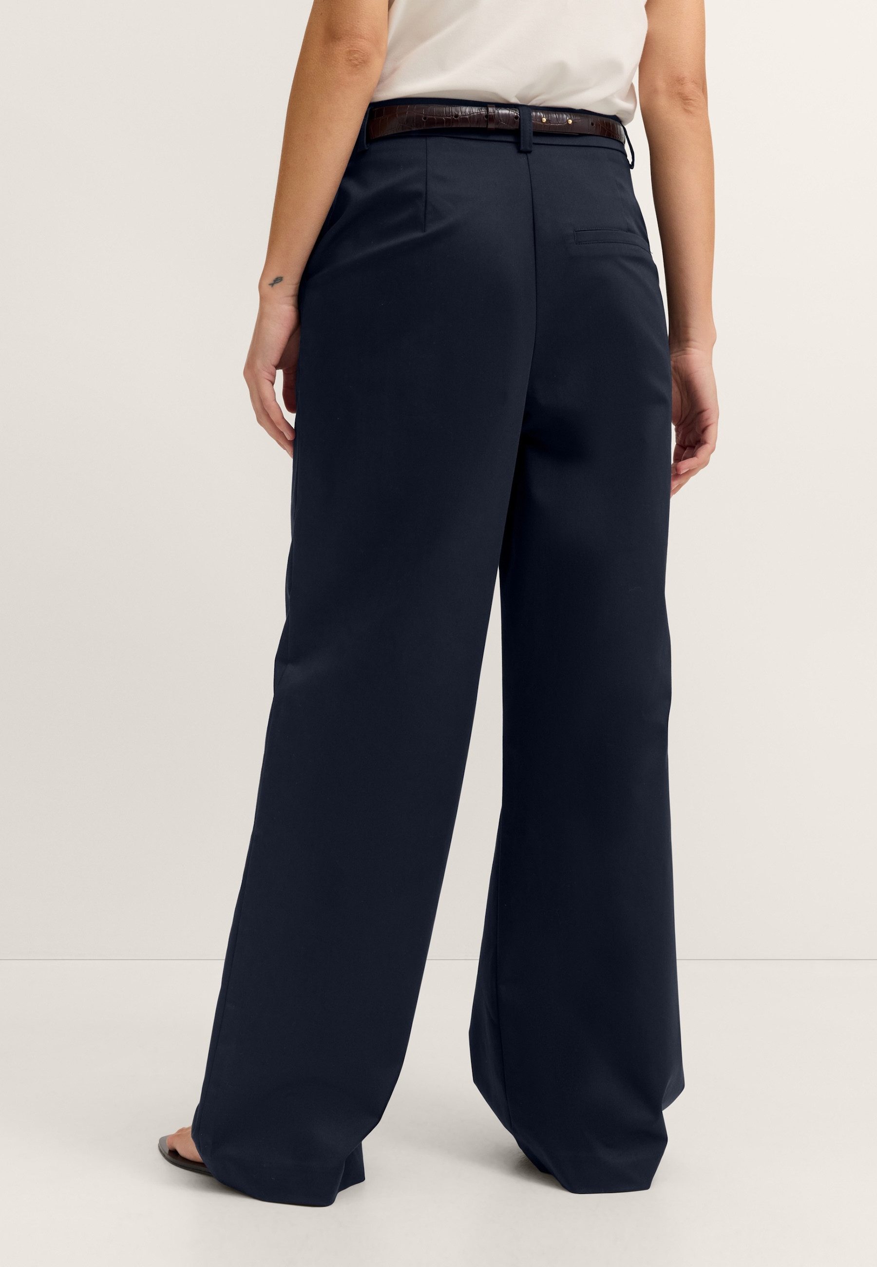 bugatti Chinohose mit weitem Bein aus Stretch-Baumwolle
