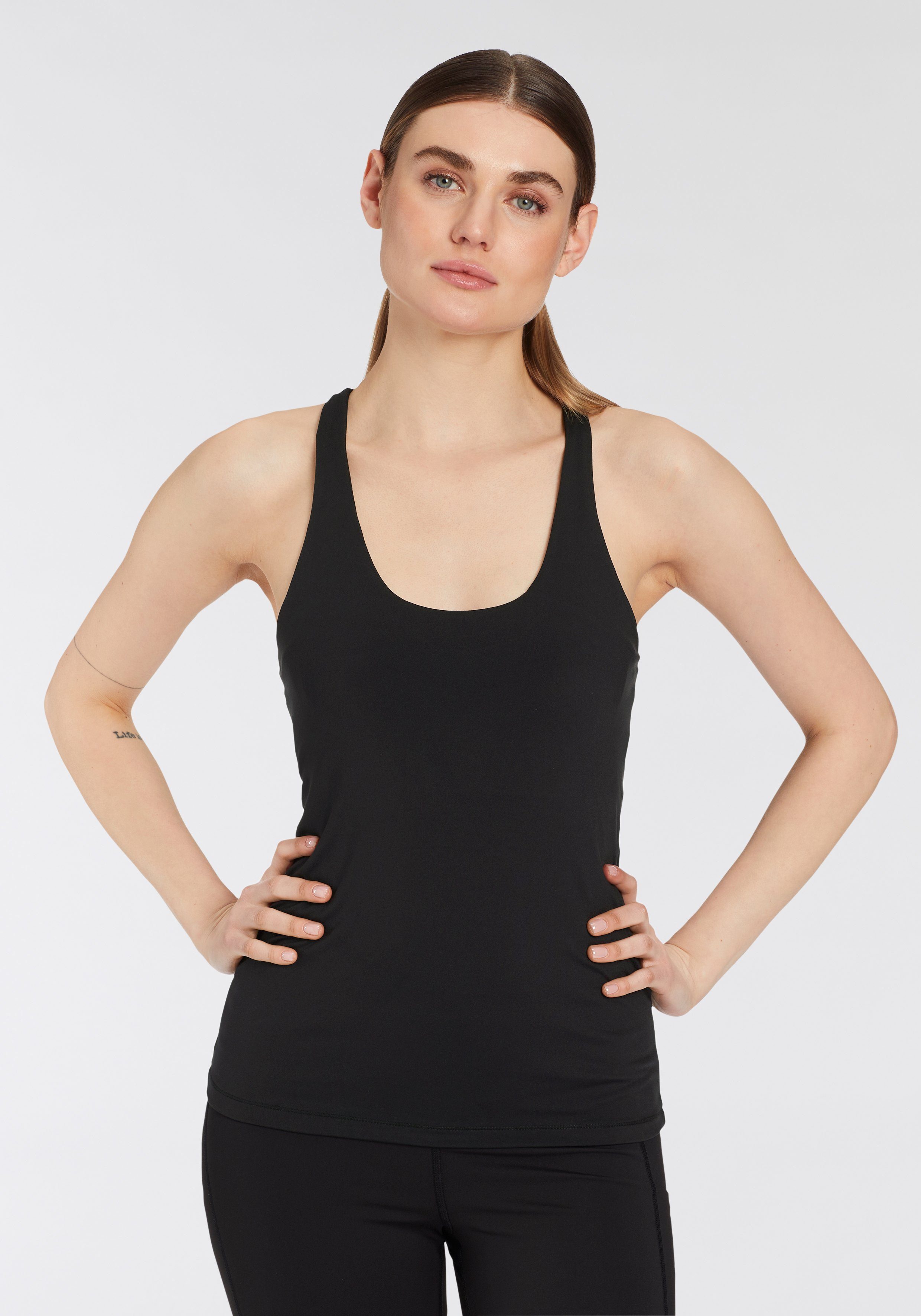 FAYN SPORTS Funktionstop mit Trägern und integriertem Körbchen günstig online kaufen