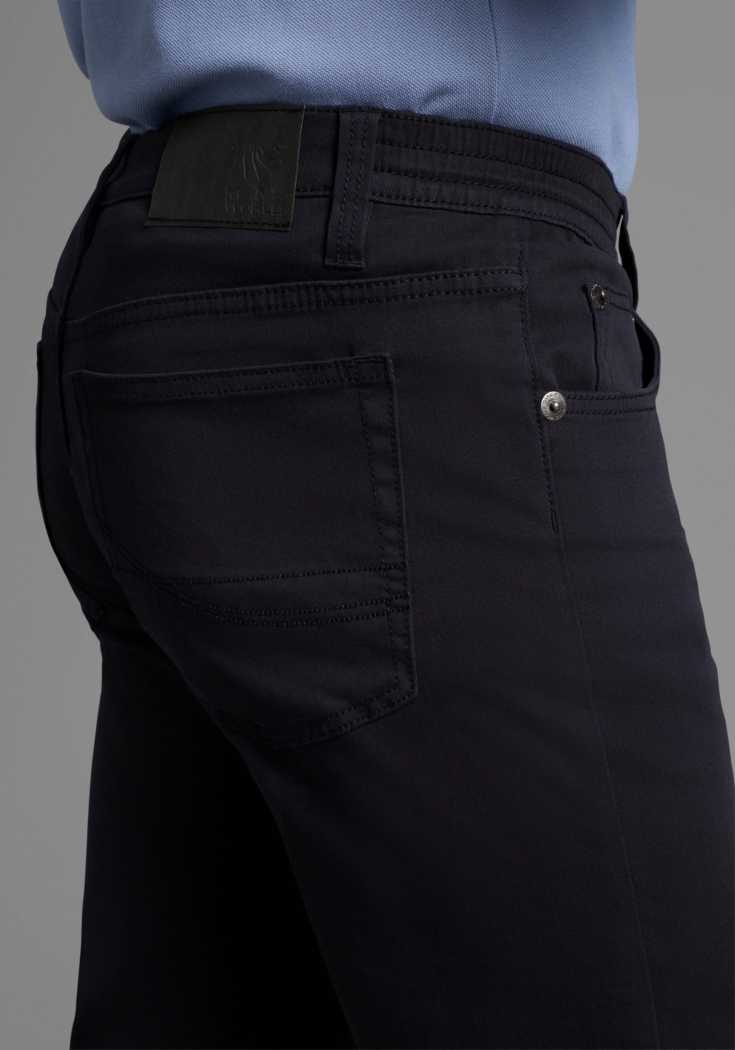 Man's World 5-Pocket-Hose Stretchhose mit Dehnbund. Reduzierter Preis € 34,99. Unverbindliche Preisempfehlung € 39,99, (€ 34,99 pro 1 Stk)