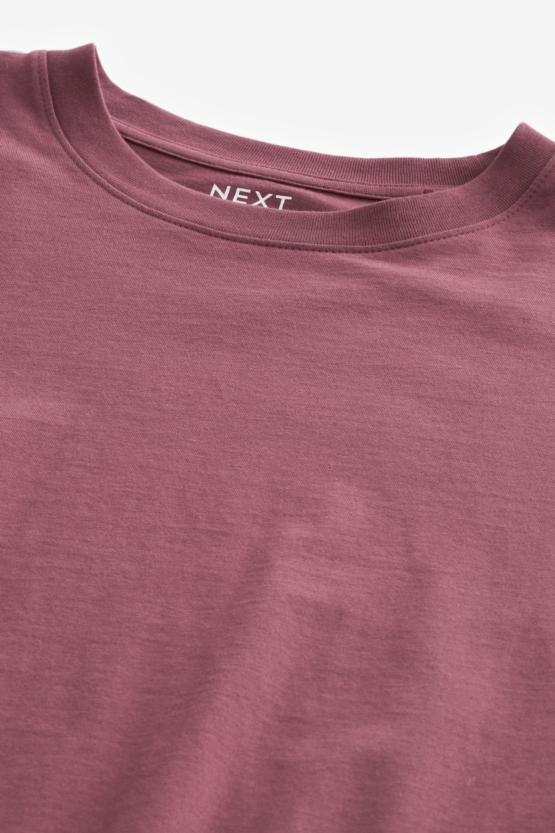 Next T-Shirt Rundhals-T-Shirt im (1-tlg) Relaxed Fit Purple