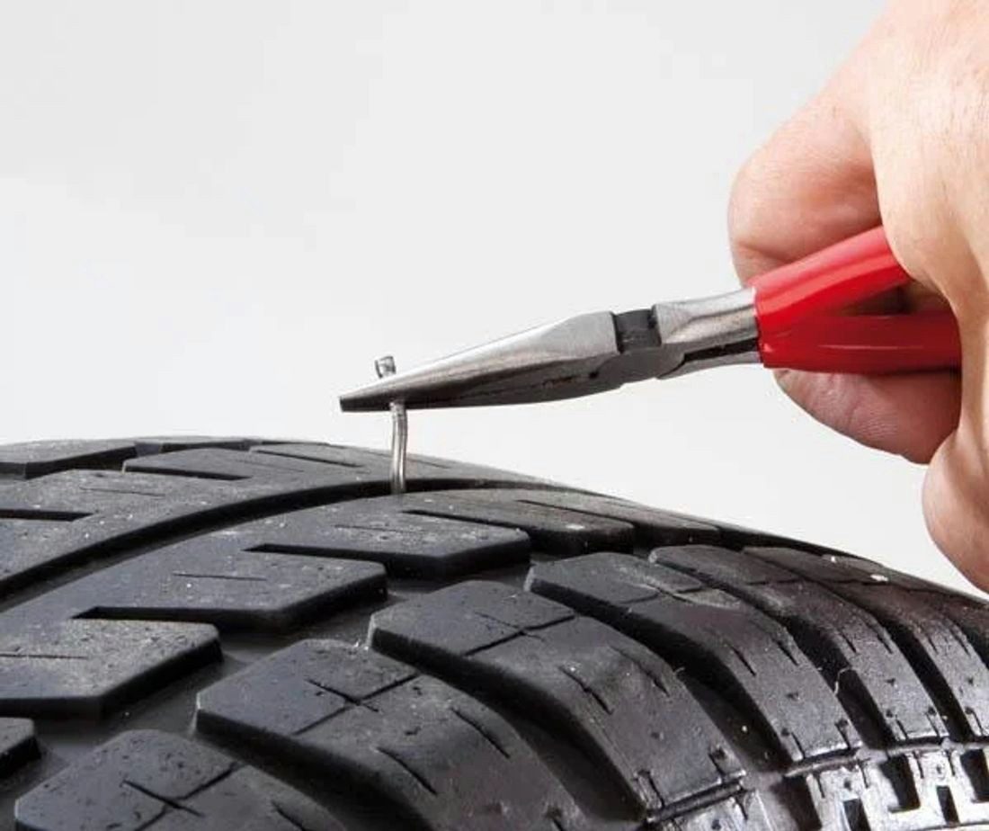 Westfalia Werkzeug Reifen-Reparaturset Autoreifen Reparatur-Set, 8-teilig