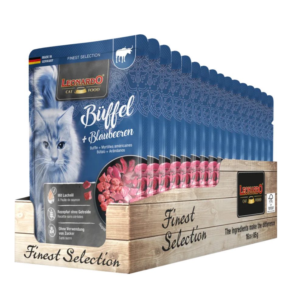 Leonardo Catfood Büffel mit Blaubeeren - getreidefreies Nassfutter mit Lachsöl 16x85g, Nassfutter für: Katzen