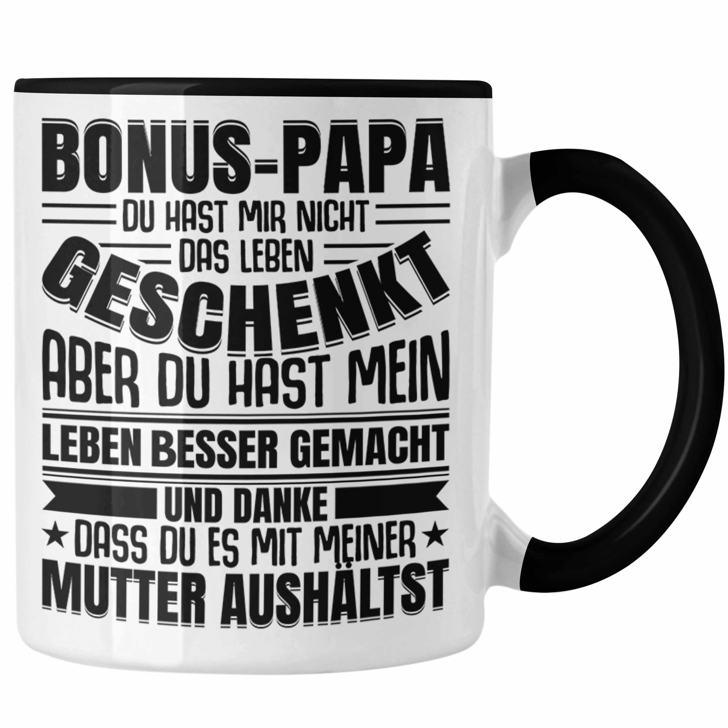 Trendation Tasse Trendation - Stiefvater Geschenk Tasse Vatertag Lustiger Spruch Bonus Geschenkidee Stiefpapa Schwarz