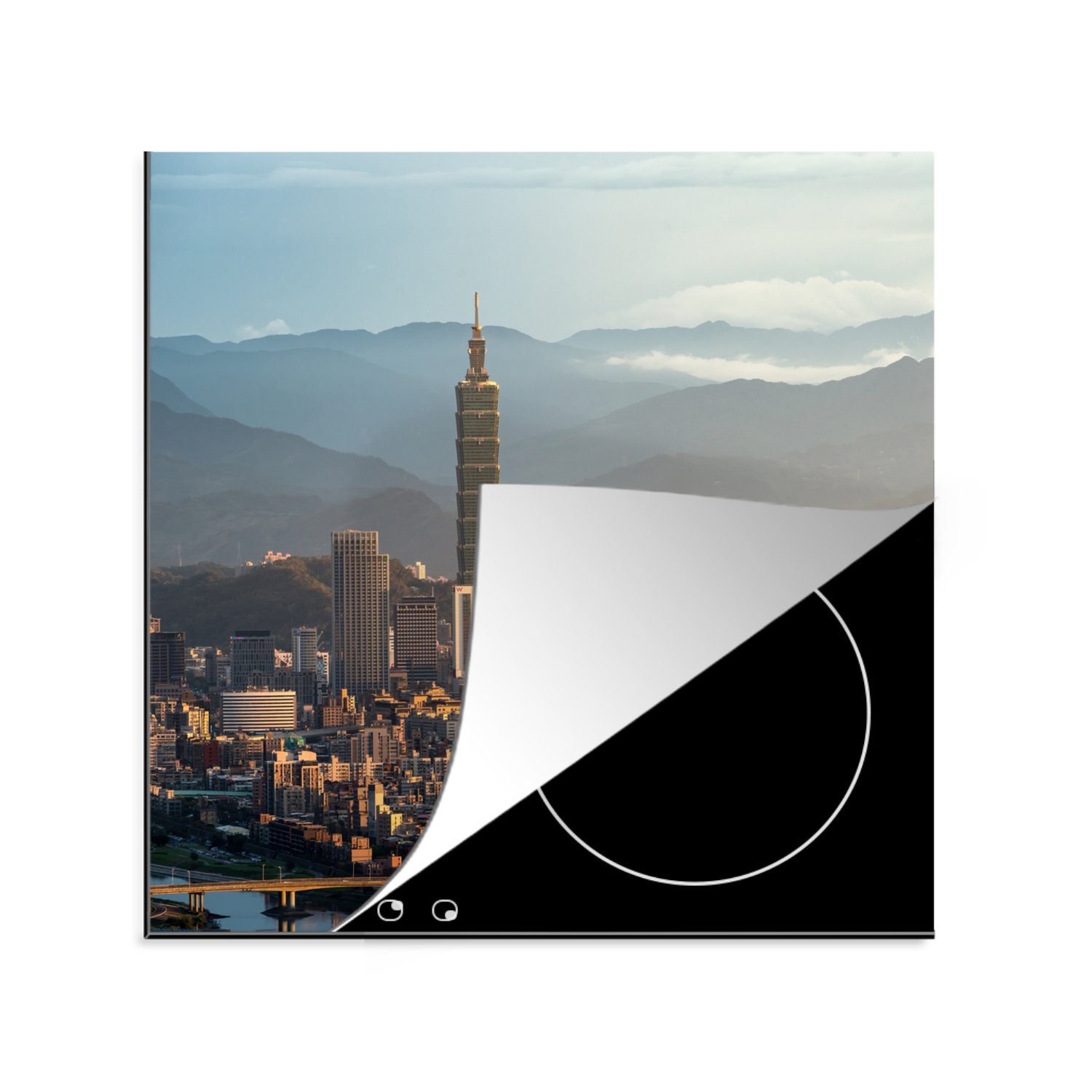 MuchoWow Herdblende-/Abdeckplatte Der taiwanesische Wolkenkratzer in der Stadt Taipeh am Nachmittag, Vinyl, (1 tlg), 78x78 cm, Ceranfeldabdeckung, Arbeitsplatte für küche